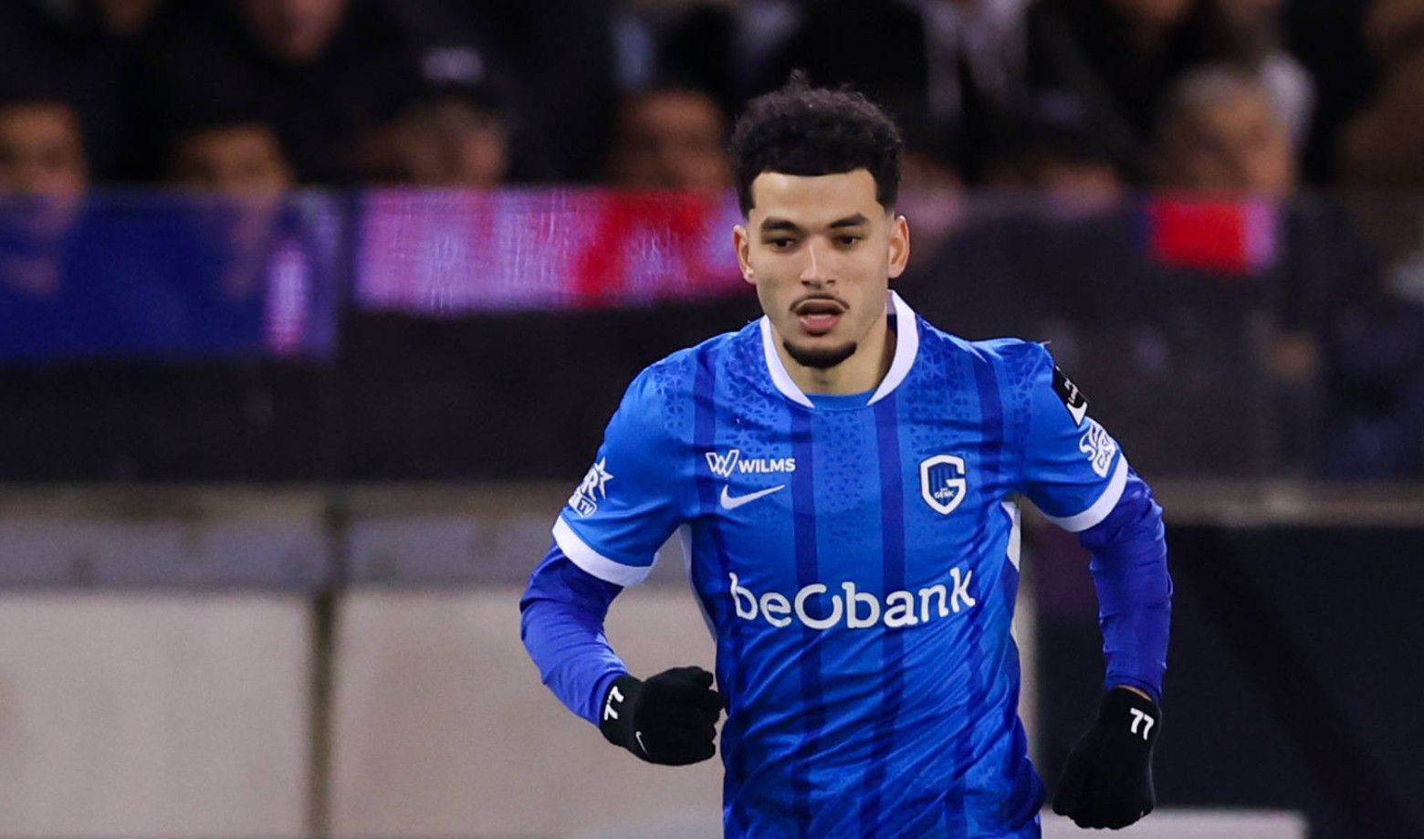1560x919 Wie is Zakaria El Ouahdi (24), de beoogde vervanger van Sergiño Dest bij PSV?