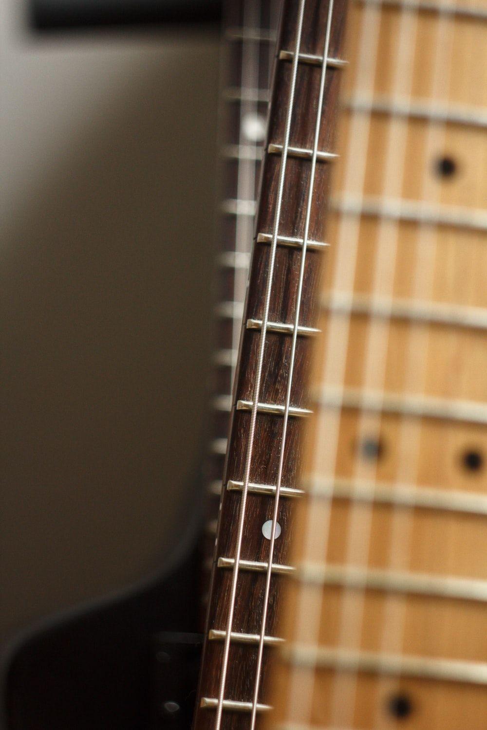 1000x1500 Free Guitar Image
