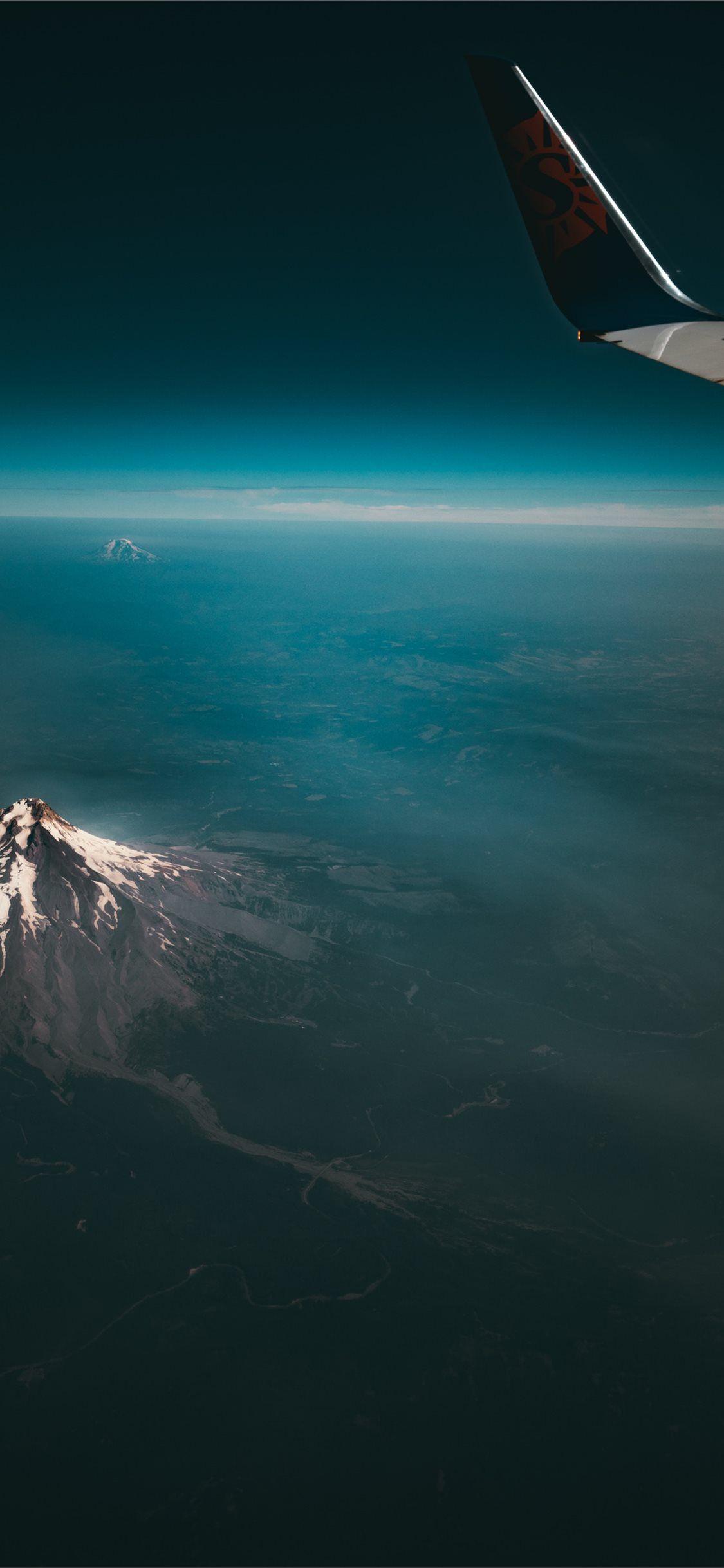 1125x2436 Flying high iPhone X Wallpaper Free .