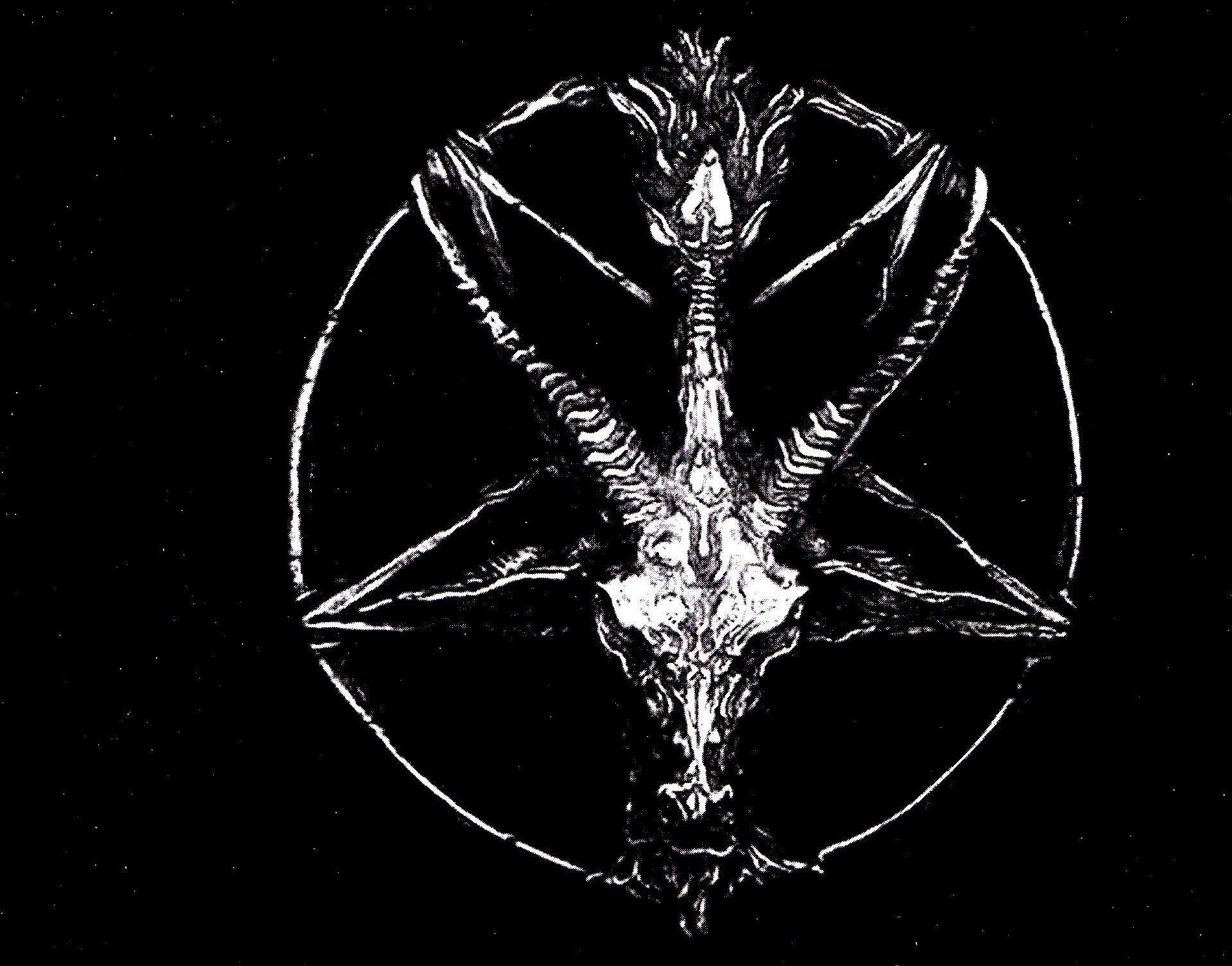 1920x1505 Inverted Pentagram Wallpaper