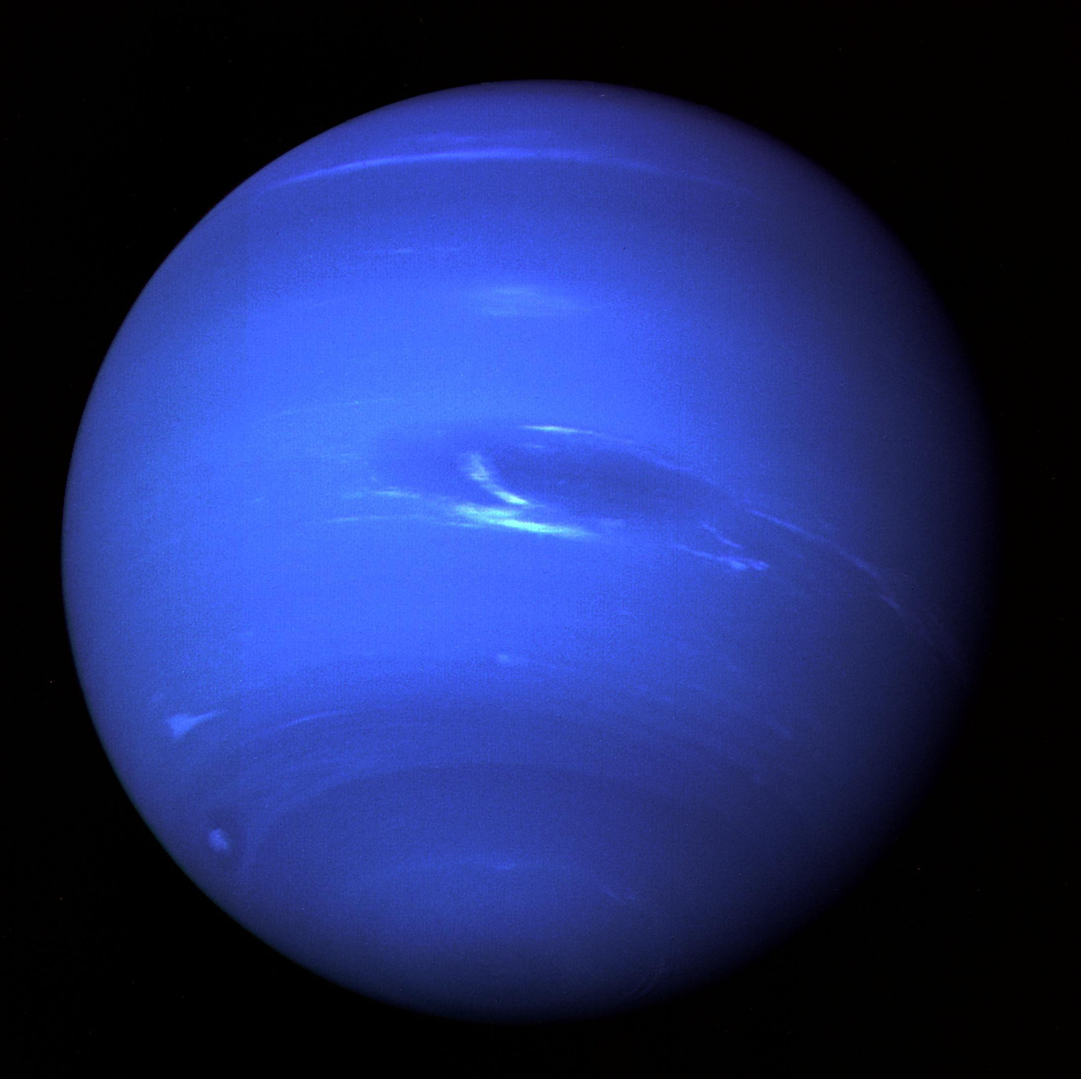 2188x2185 Uranus and Neptune - twins far away