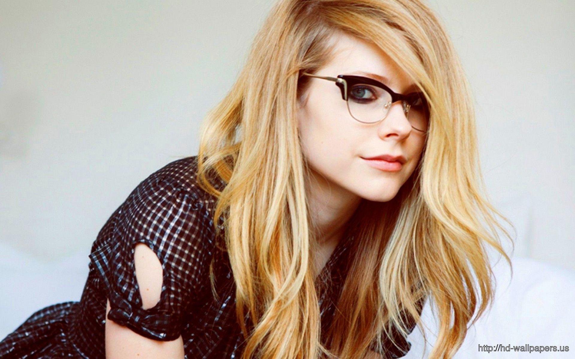 Famous People Wallpapers - Top Free Famous People Backgrounds