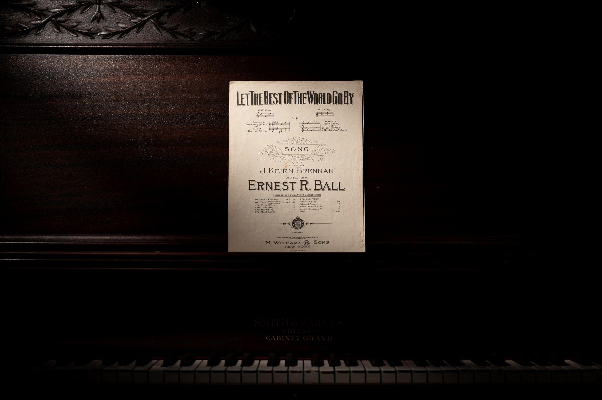 2560x1700 Download 2560x1700 Wooden Piano, Keyboard, Instrument, Jazz