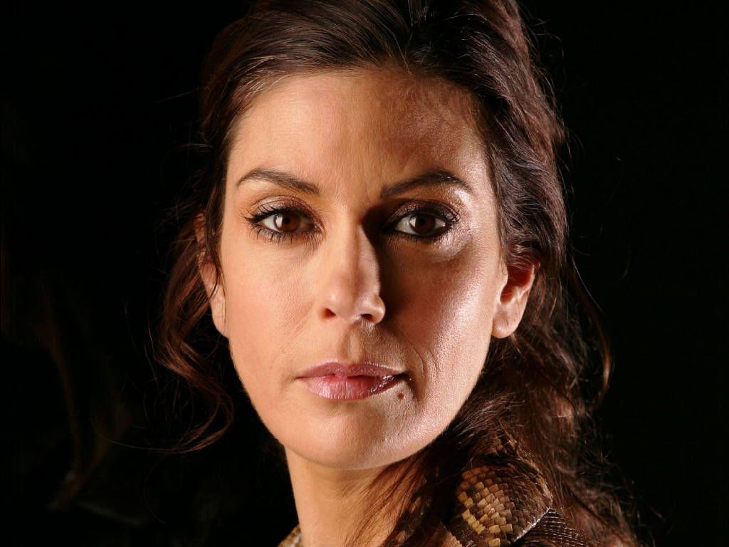 1024x768 Teri Hatcher Wallpaper Free Teri Hatcher 11 Wallpaper