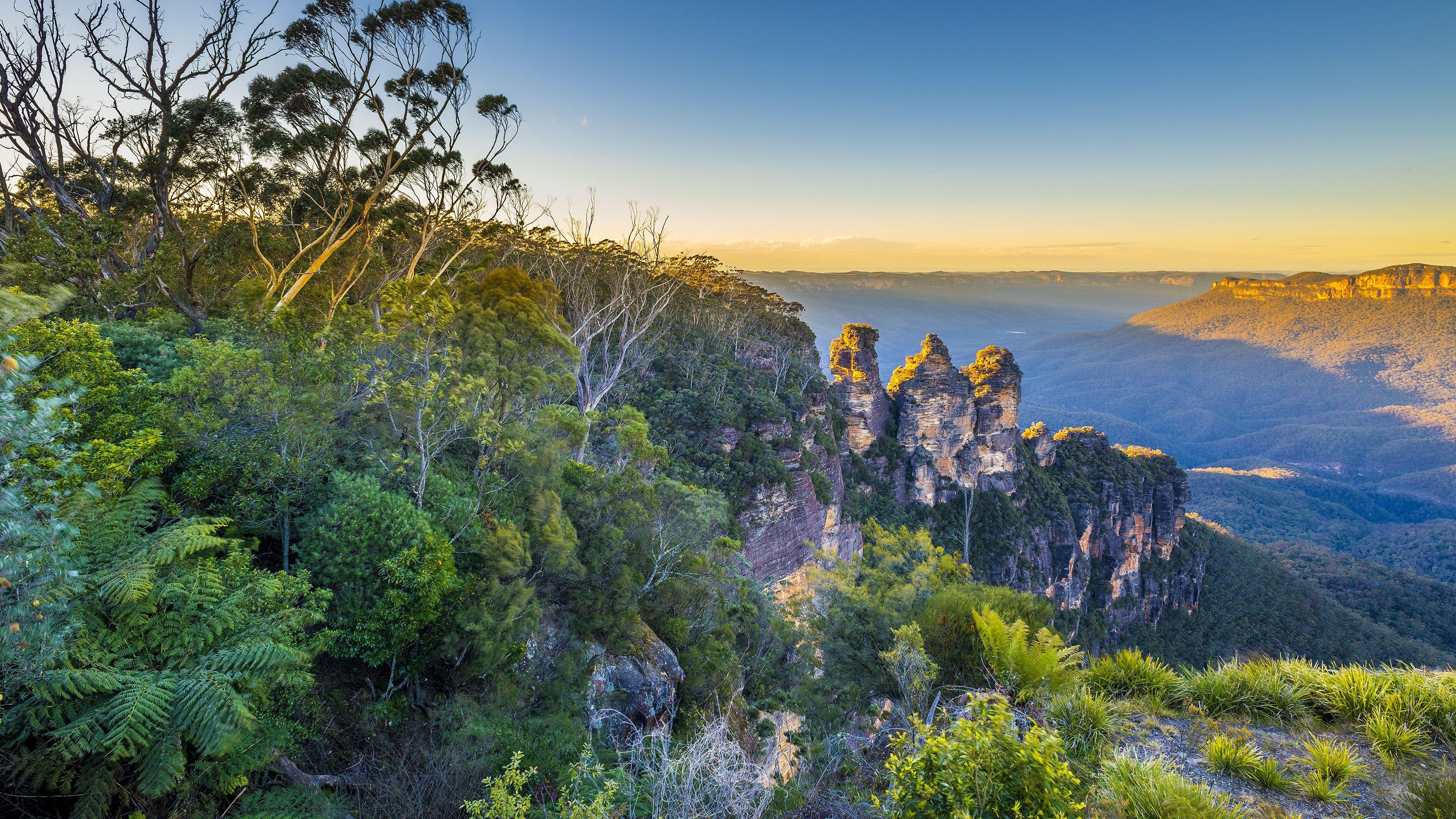 3840x2160 Blue Mountains Wallpaper