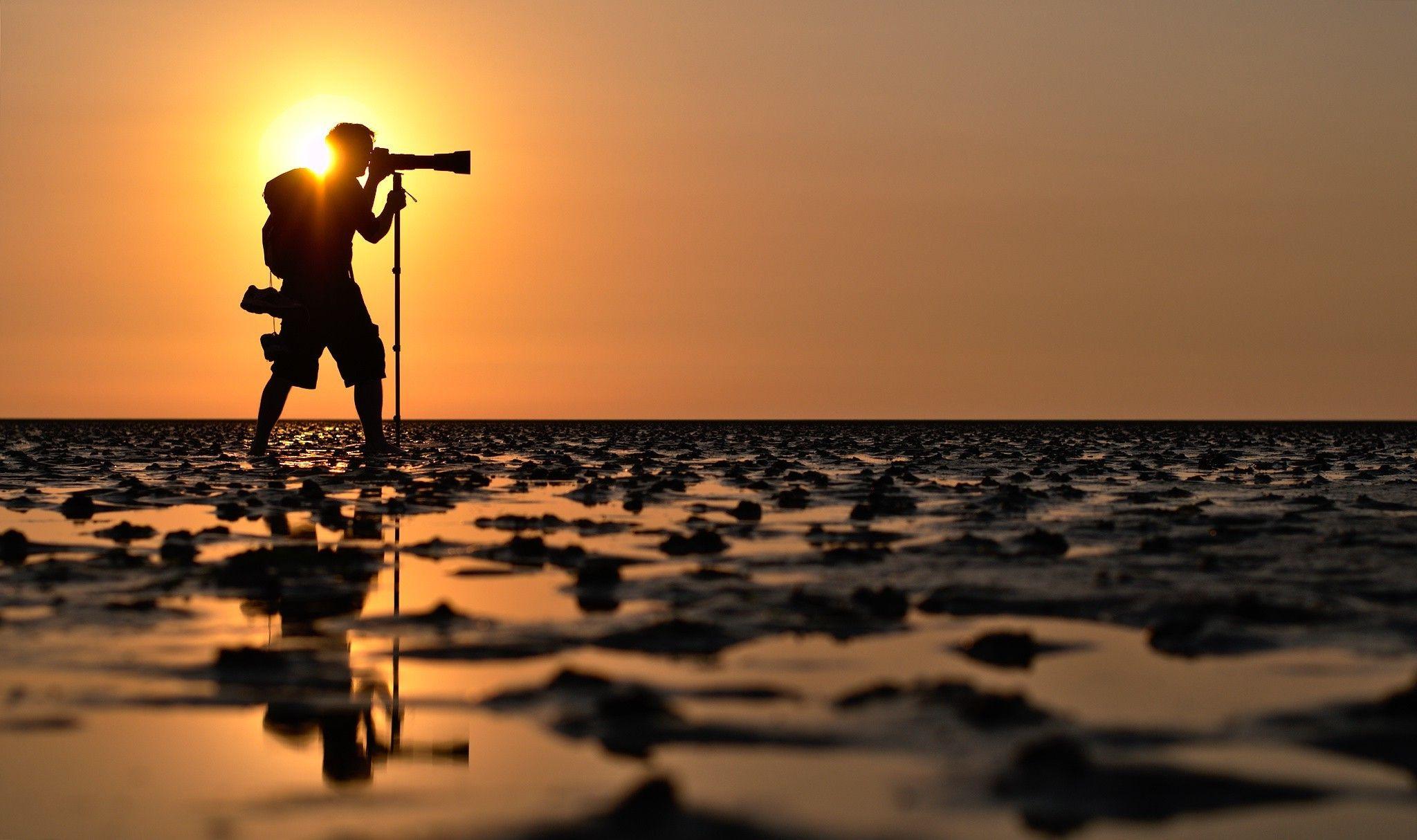 2048x1214 photographer, Photography, Landscape, Water, Sun, Sunset, Camera