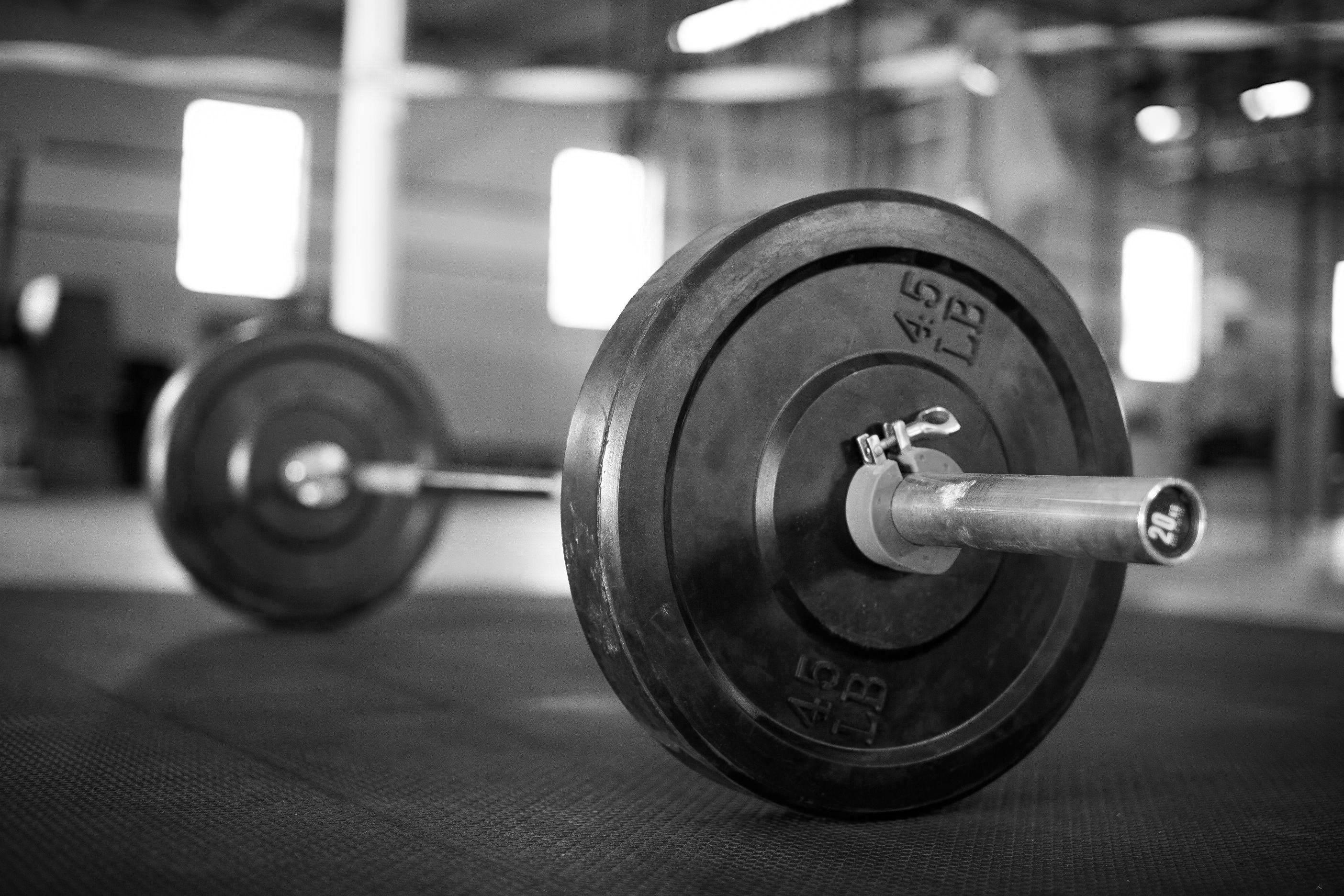 2808x1872 Weightlifting Background