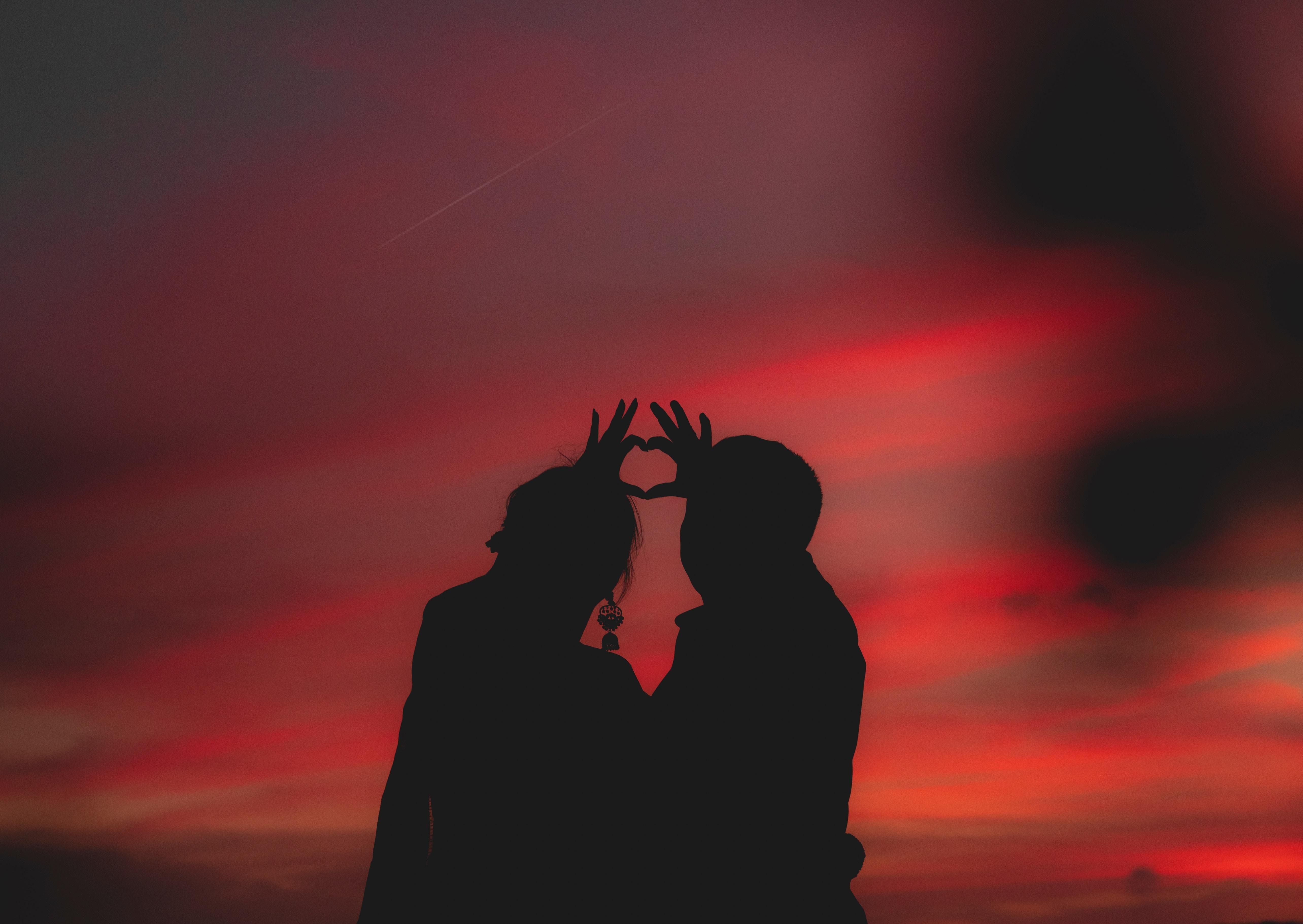 5135x3642 wallpaper couple, heart, silhouettes, hands, love HD : Widescreen