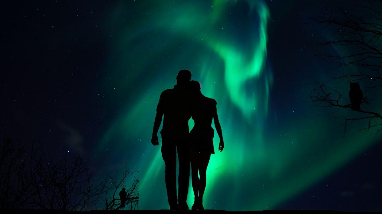 1245x700 Aurora couple silhouette love wallpaperx1440