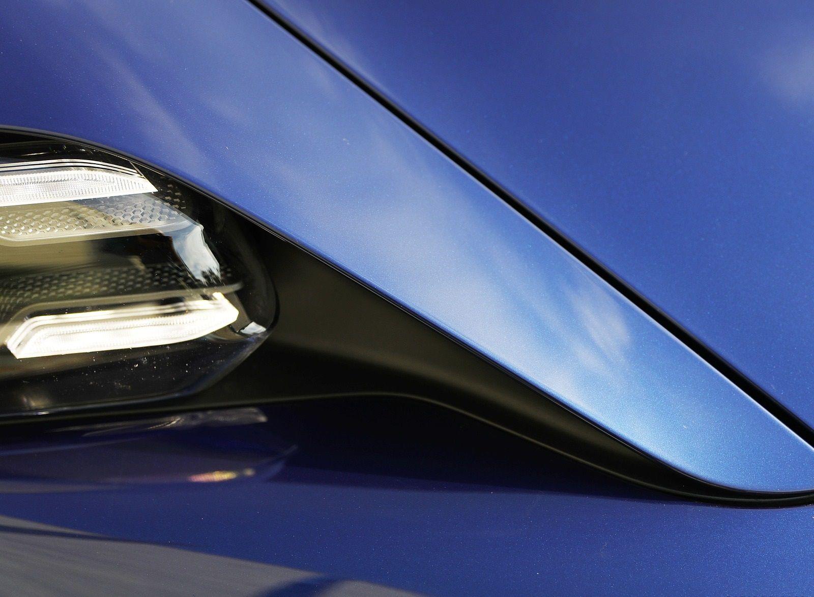 1600x1174 Porsche Taycan Turbo (Color: Gentian Blue Metallic) Detail