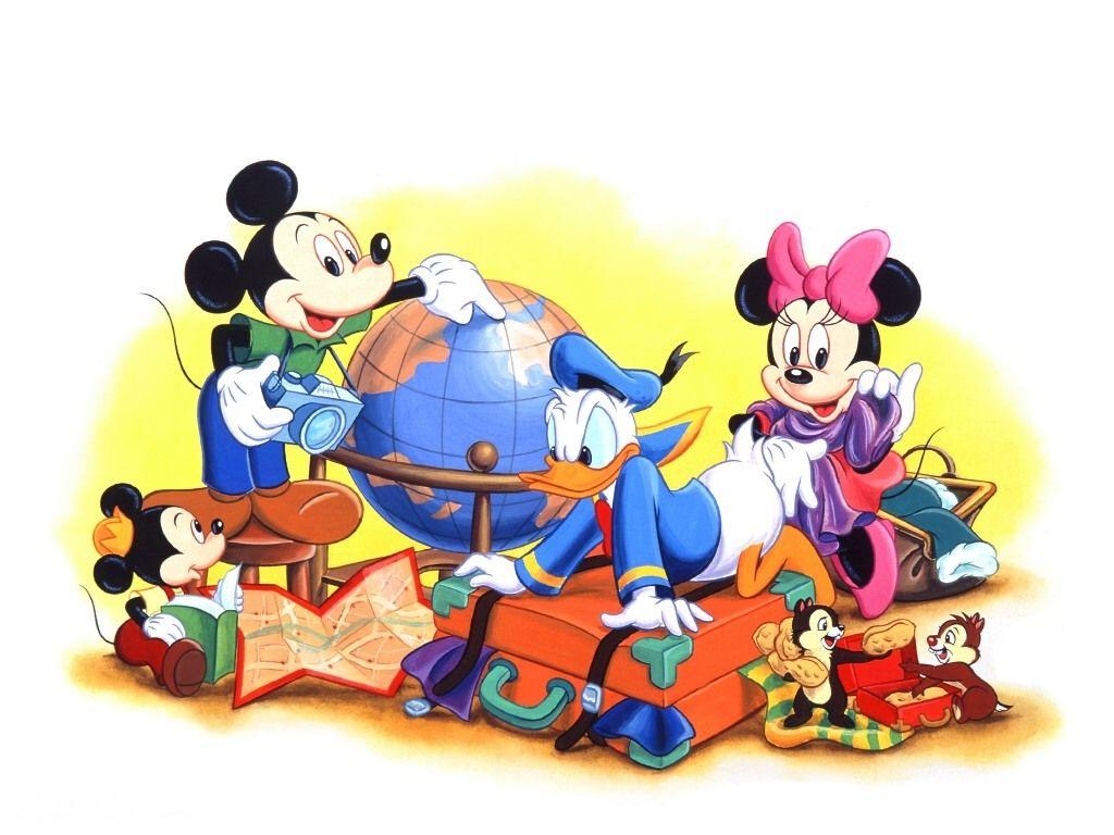 1024x768 Yellow Wallpaper: Mickey Mouse and Friends Wallpaper