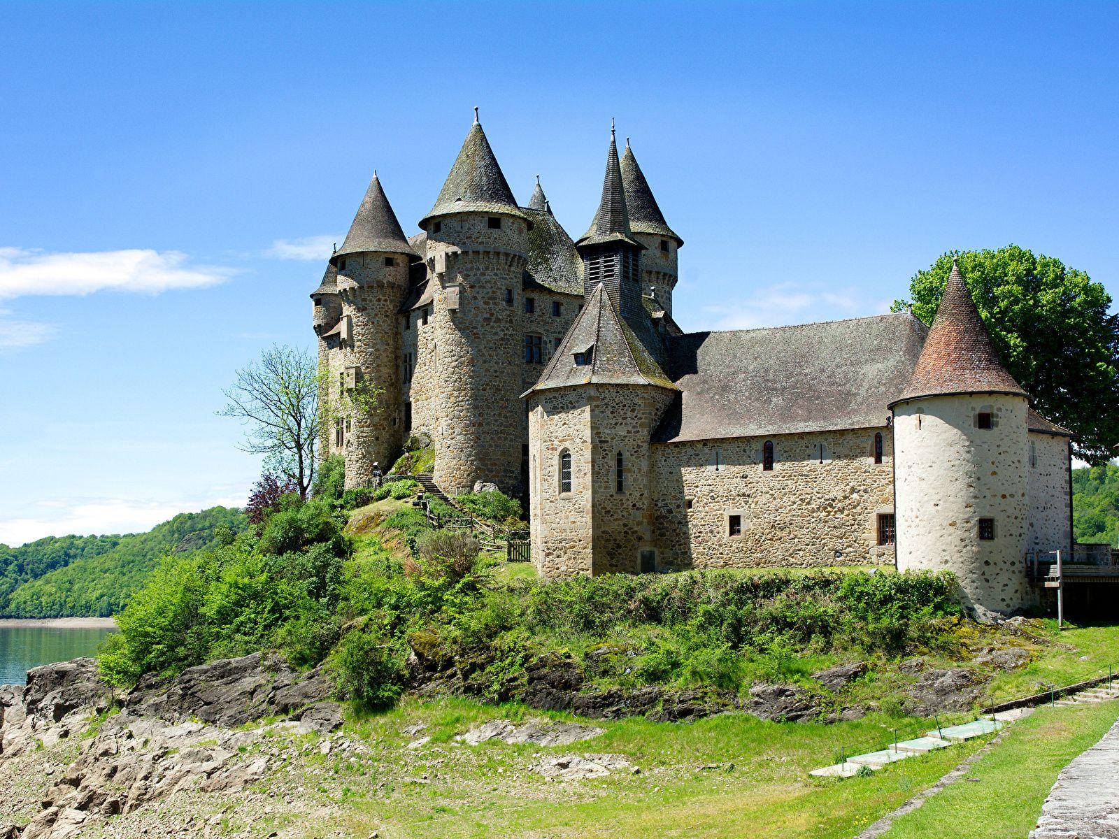 1600x1200 Image France Chateau de Val Lanobre Castles Cities 1600x1200