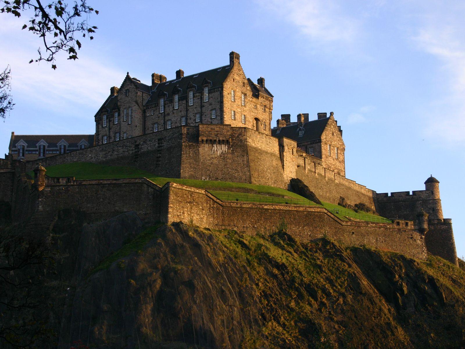 1600x1200 Free download castle wallpaper castles scotland wallpaper scotland