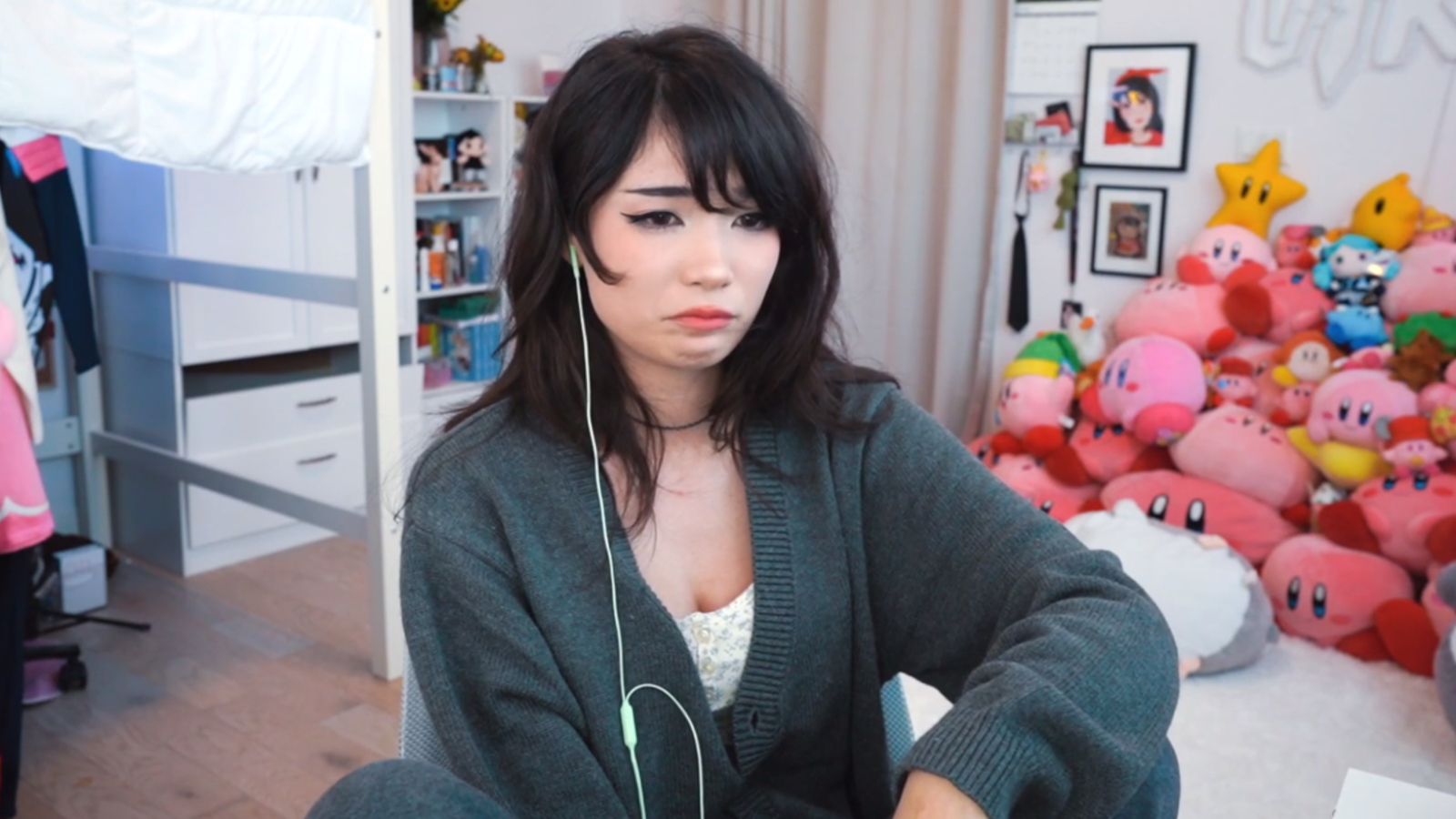 1600x900 Emiru News, Twitch Streams & Cosplay Highlights