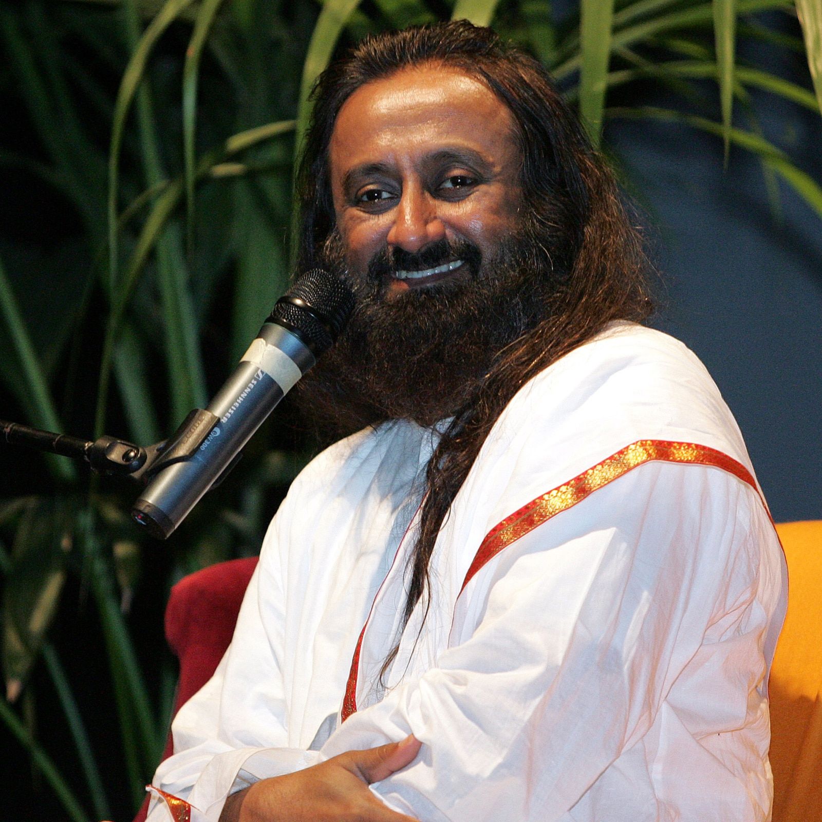 1600x1600 Sri Sri Ravi Shankar Birthday Special: Interesting Facts You Should Know About the Founder of The Art of Living