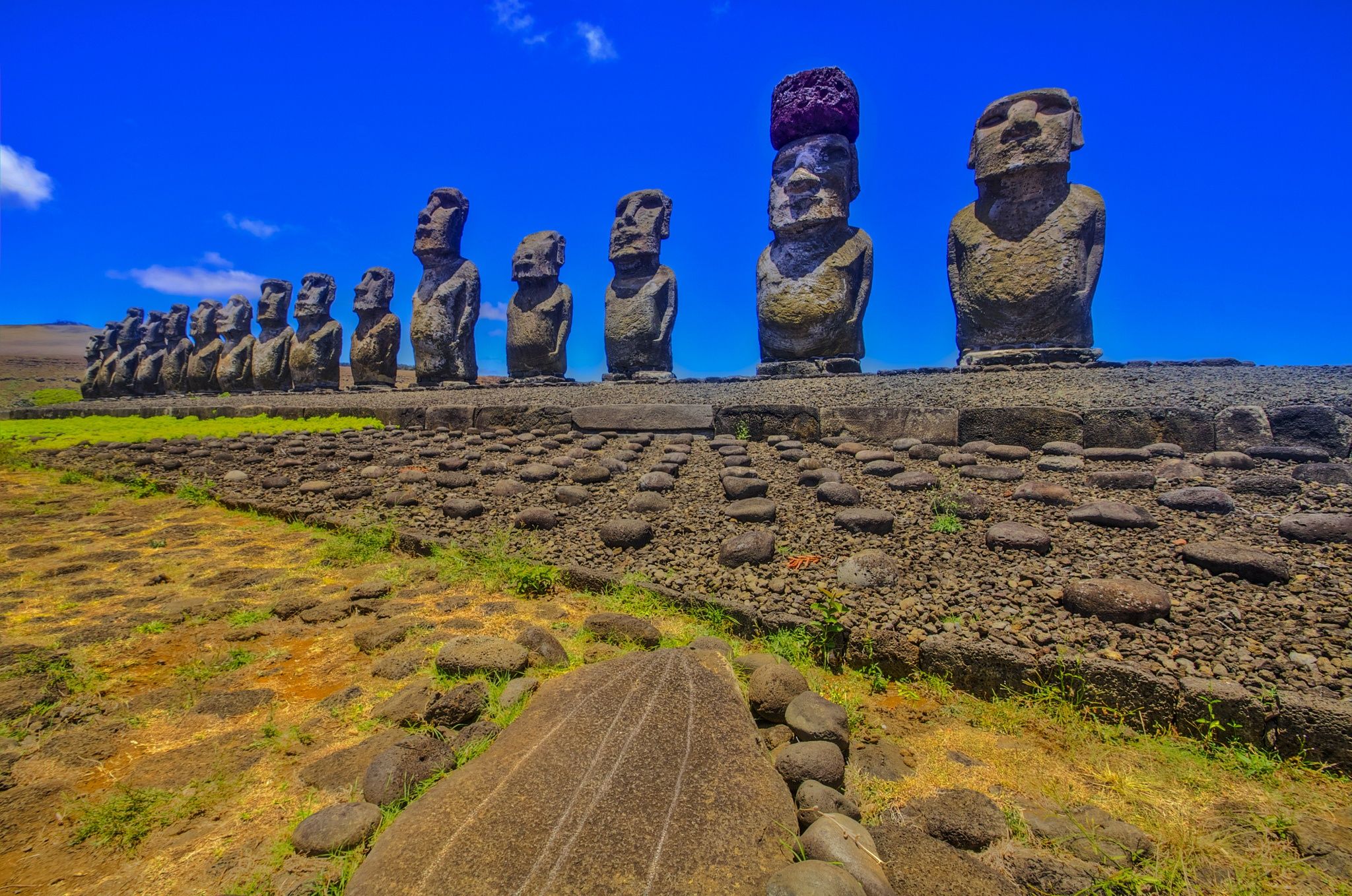 2048x1358 Wallpaper the sky, Easter island, statue, Chile, Rapa Nui, moai for mobile and desktop, section пейзажи, resolution 2048x1358