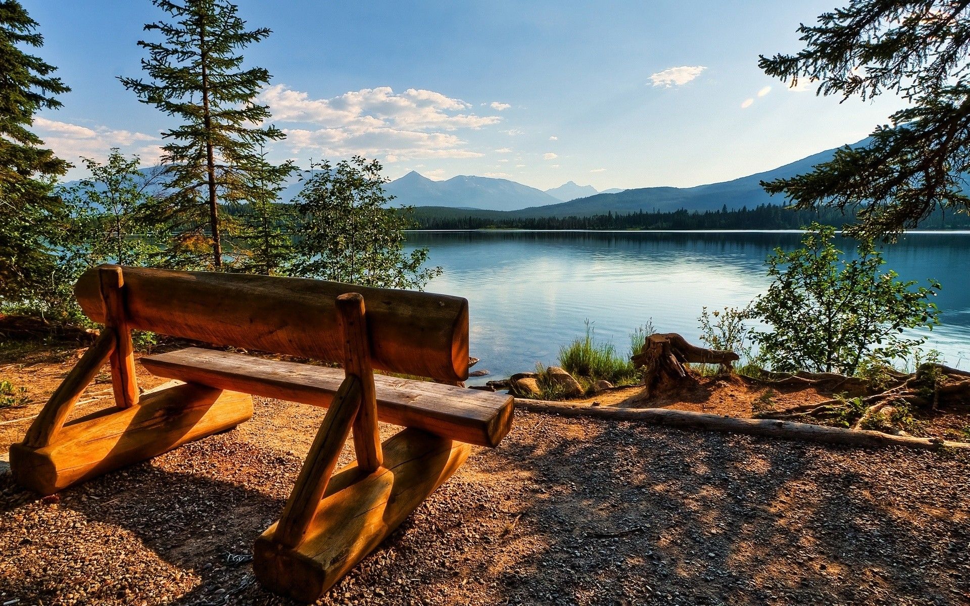 1920x1200 Wooden Bench On The Lake