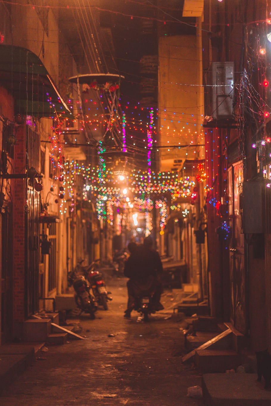 910x1365 Faisalabad city 1080P, 2K, 4K, 5K HD wallpaper free download