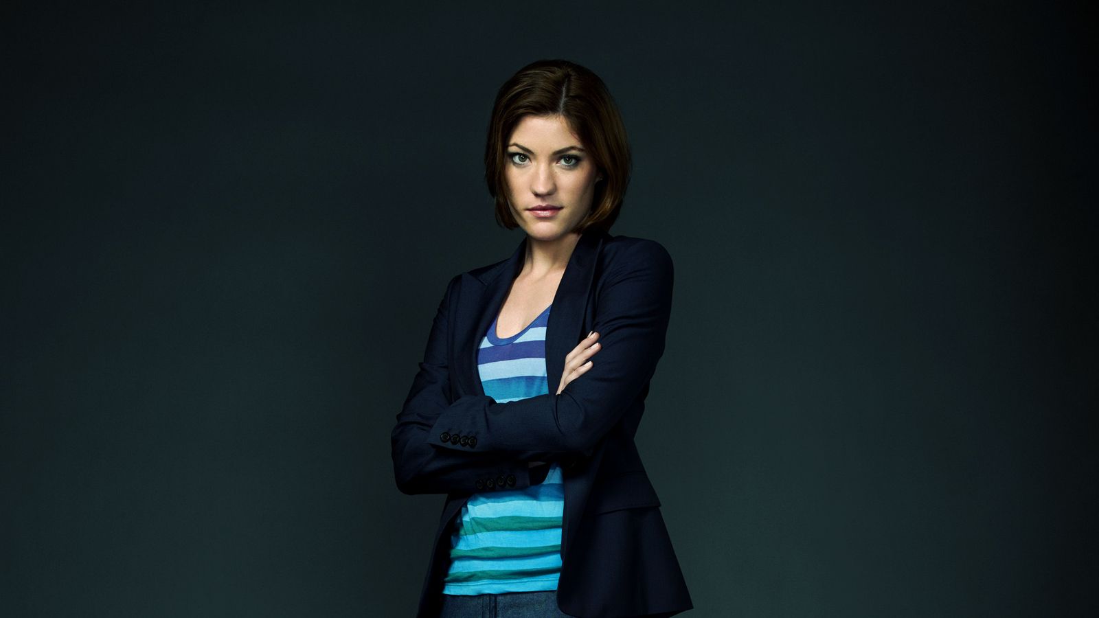 1600x900 image screensaver free: Jennifer Carpenter as Debra Morgan from Dexter HD Wallpaper