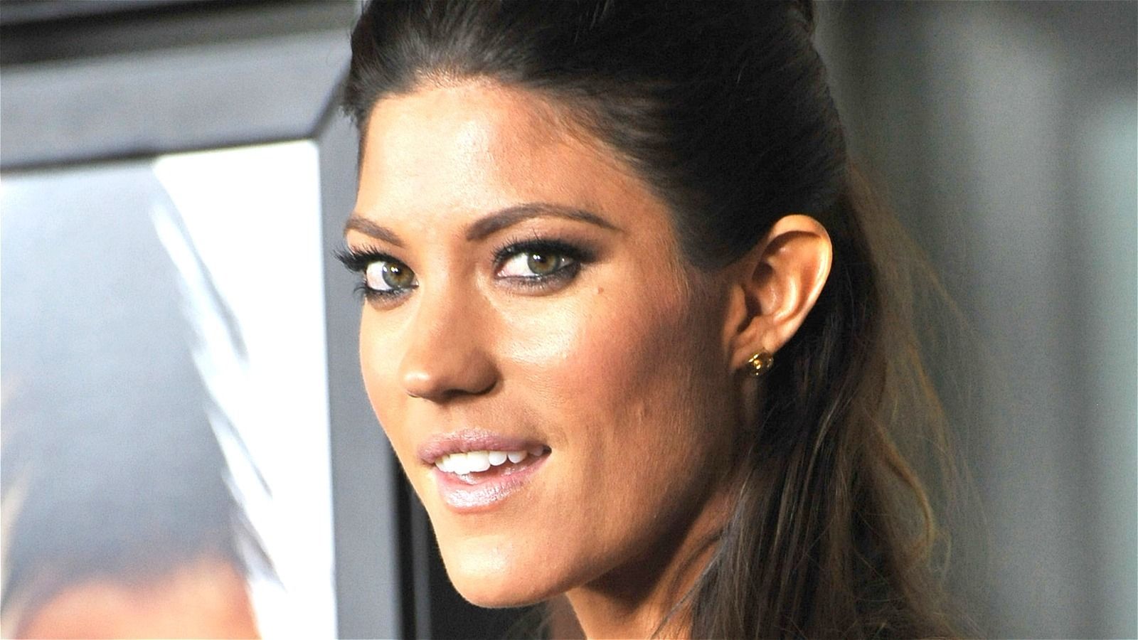 1600x900 We Now Know Whether Jennifer Carpenter Will Return For Dexter Season 9