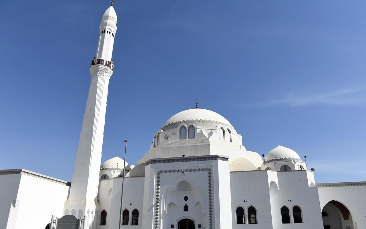 1280x800 Quba Mosque