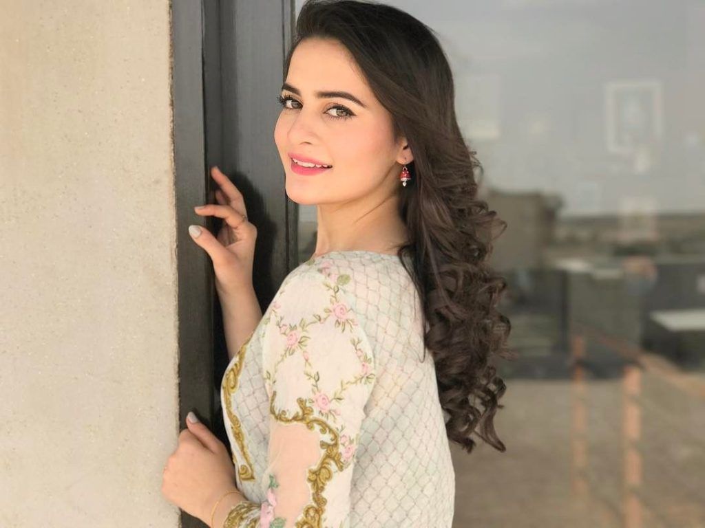 1024x768 Aiman Khan Replies To The Question About Working in Dramas
