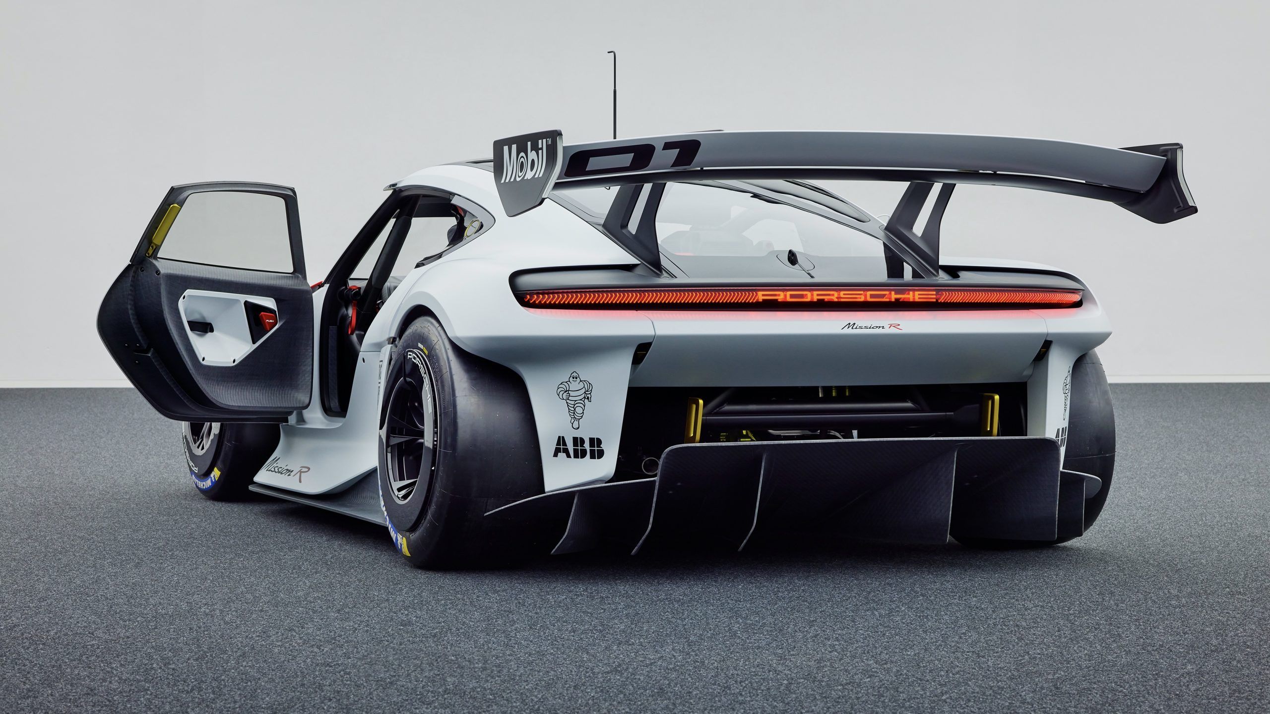 2560x1440 Porsche Mission R Electric (2021) & Gallery