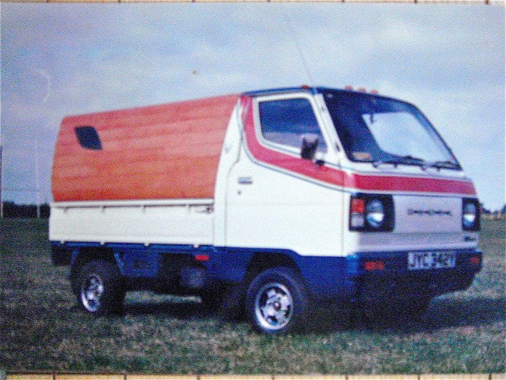 1024x768 Honda Acty