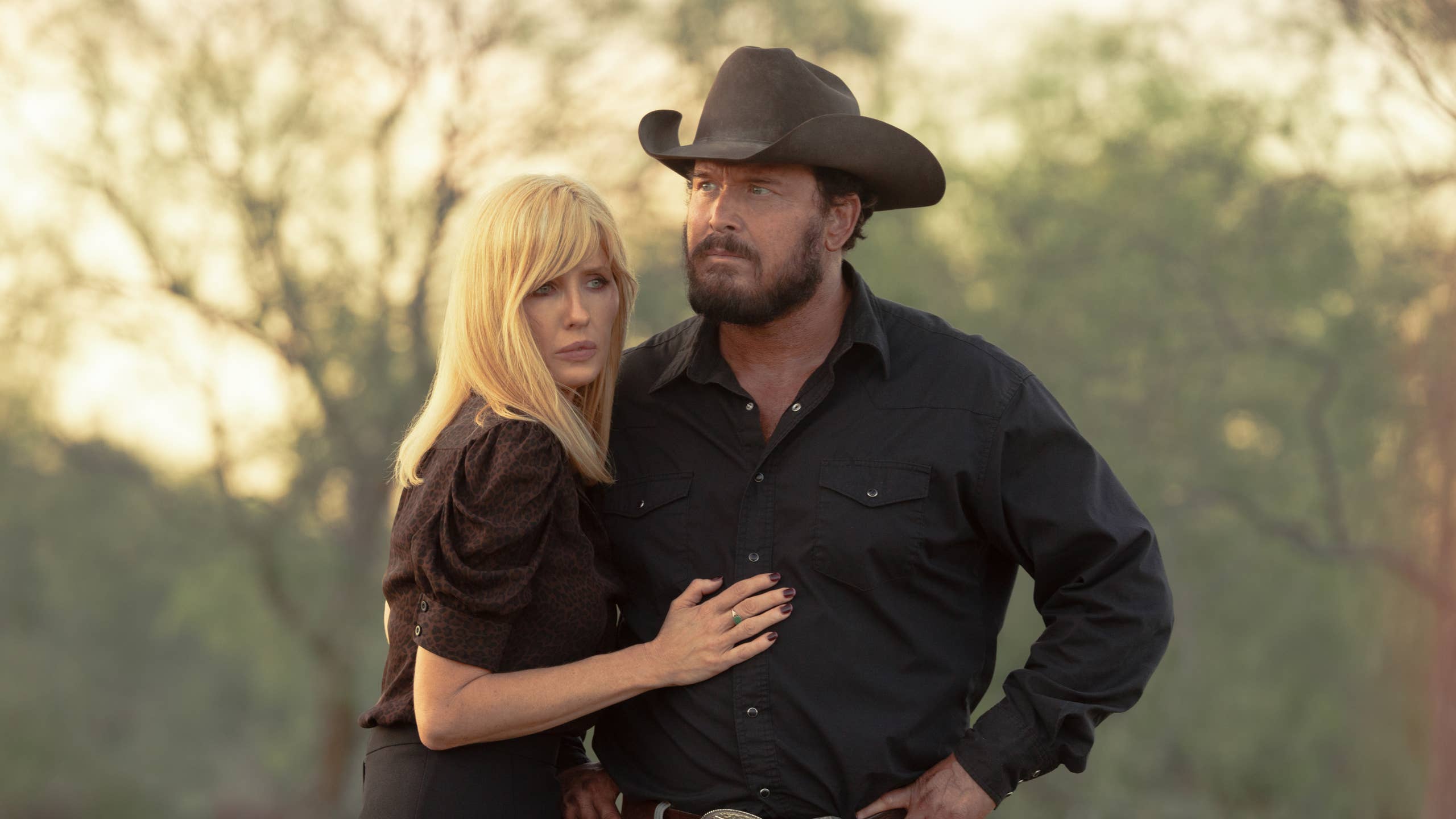 2560x1440 Cole Hauser and Kelly Reilly on 'Dutton Ranch' Challenges Without Taylor Sheridan