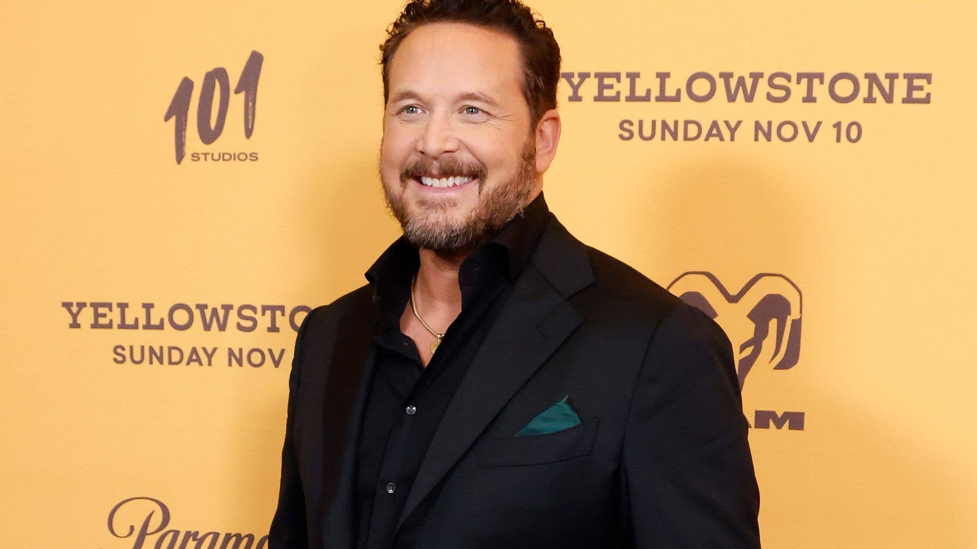 1920x1080 Yellowstone's Cole Hauser joined by very famous wife for red carpet appearance