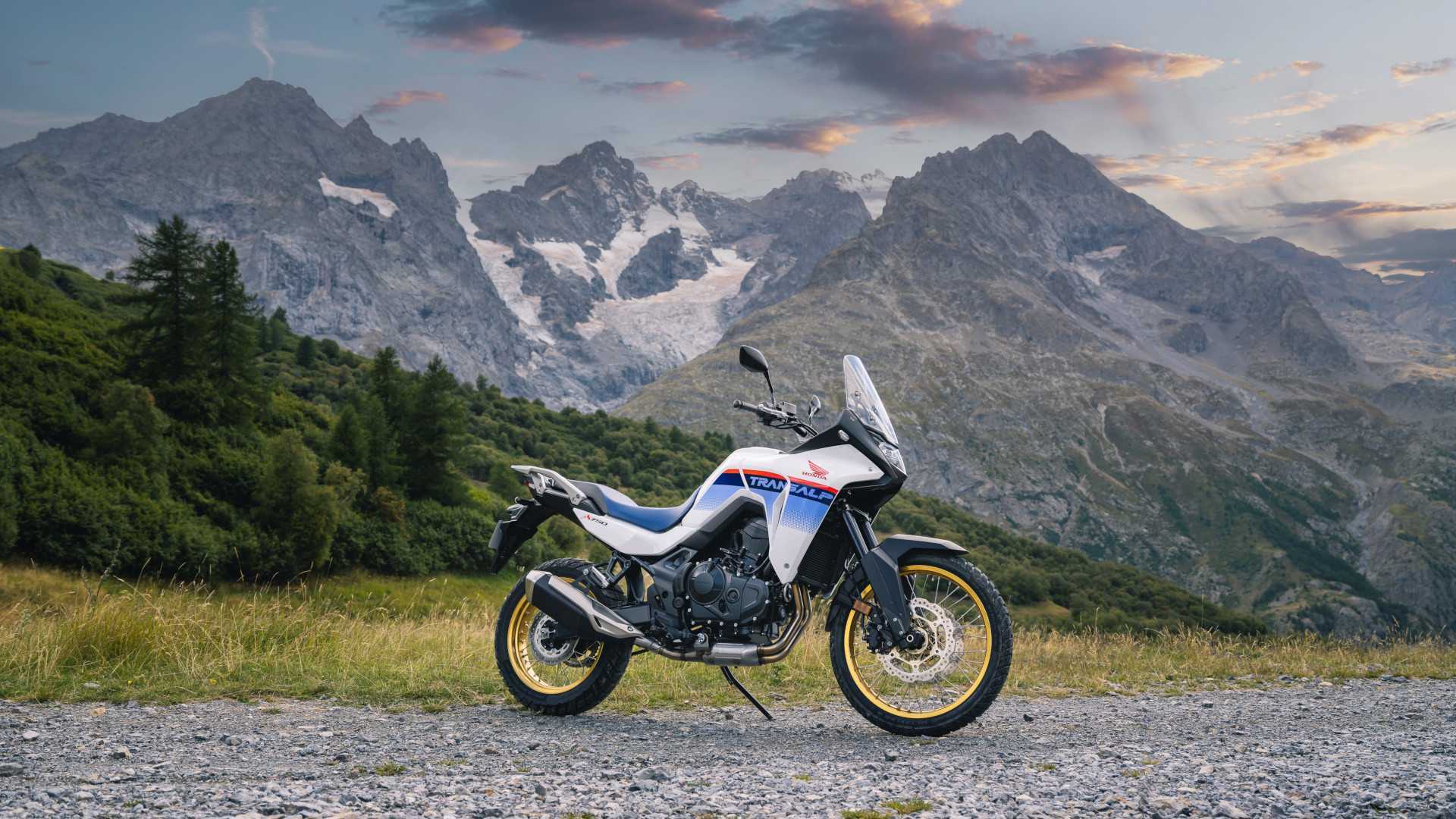 1920x1080 Honda XL750 Transalp Emerges From The Mountain Pass At EICMA 2022