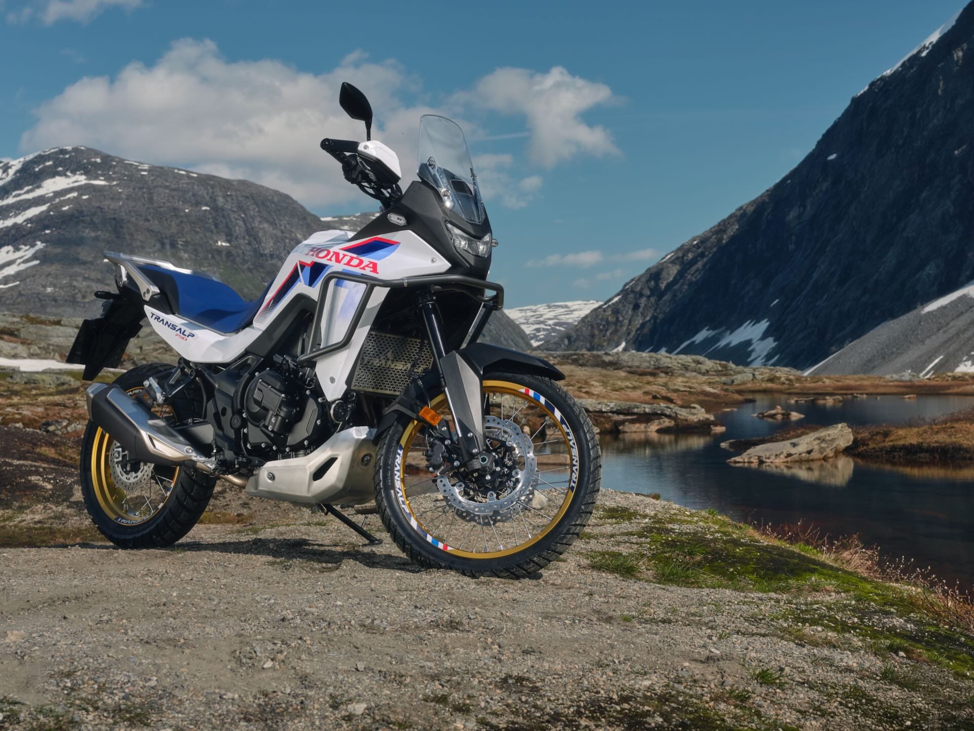 1920x1440 Honda XL750 Transalp