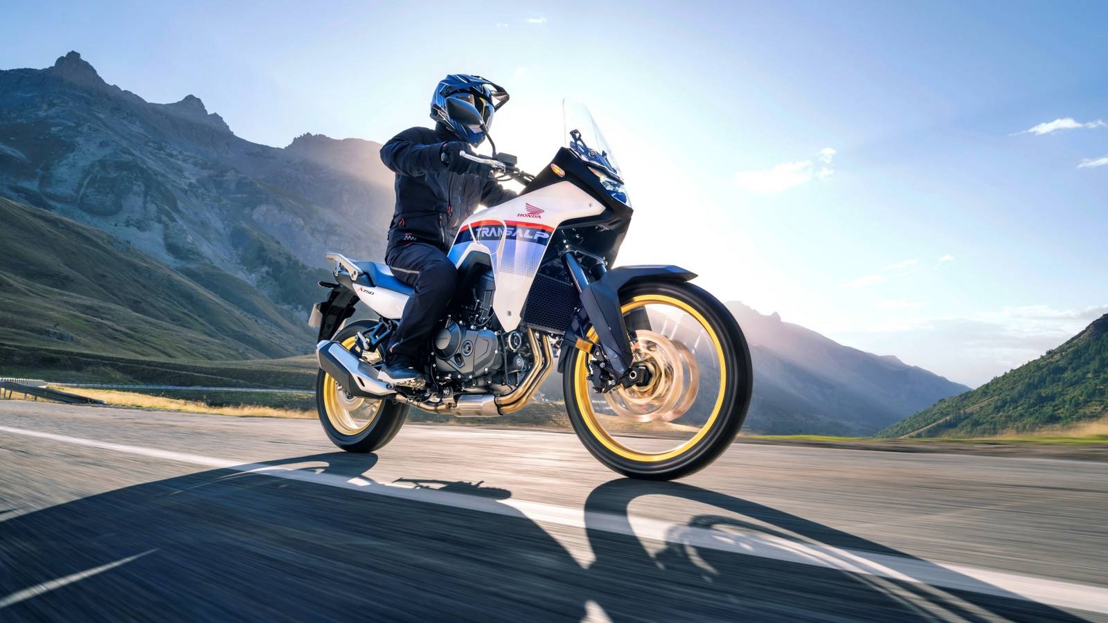 1600x900 A Closer Look At The New Honda Transalp XL750