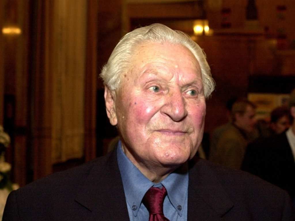 1024x768 Před 15 lety zemřel nejlepší střelec fotbalové historie Bican