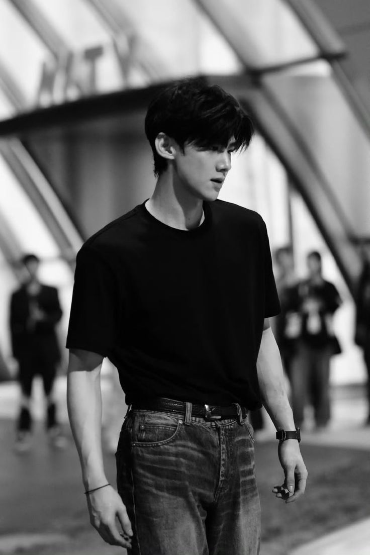736x1104 First frost sang yan wallpaper. The first frost sang yan, Actor china, Chinese actors