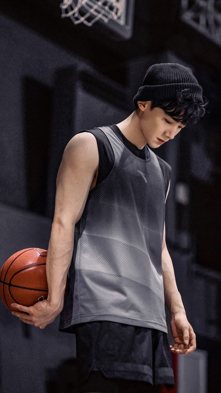 736x1307 First frost sang yan wallpaper. Dylan wang basketball video, Tan jianci, Men boys