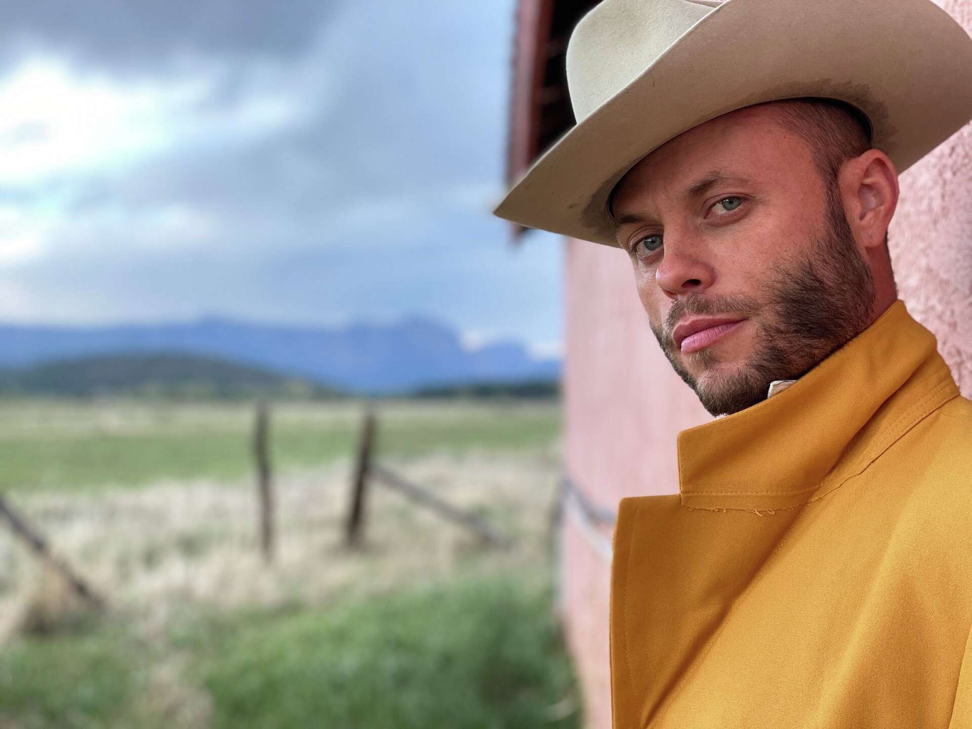 1920x1440 Charley Crockett has lived the 'Hard Times' he sings about