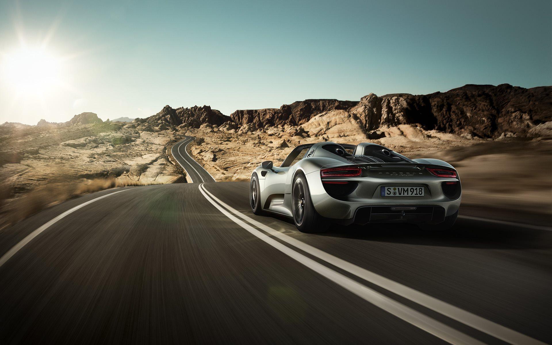 1920x1200 HD Porsche 918 on the desert road Wallpaper