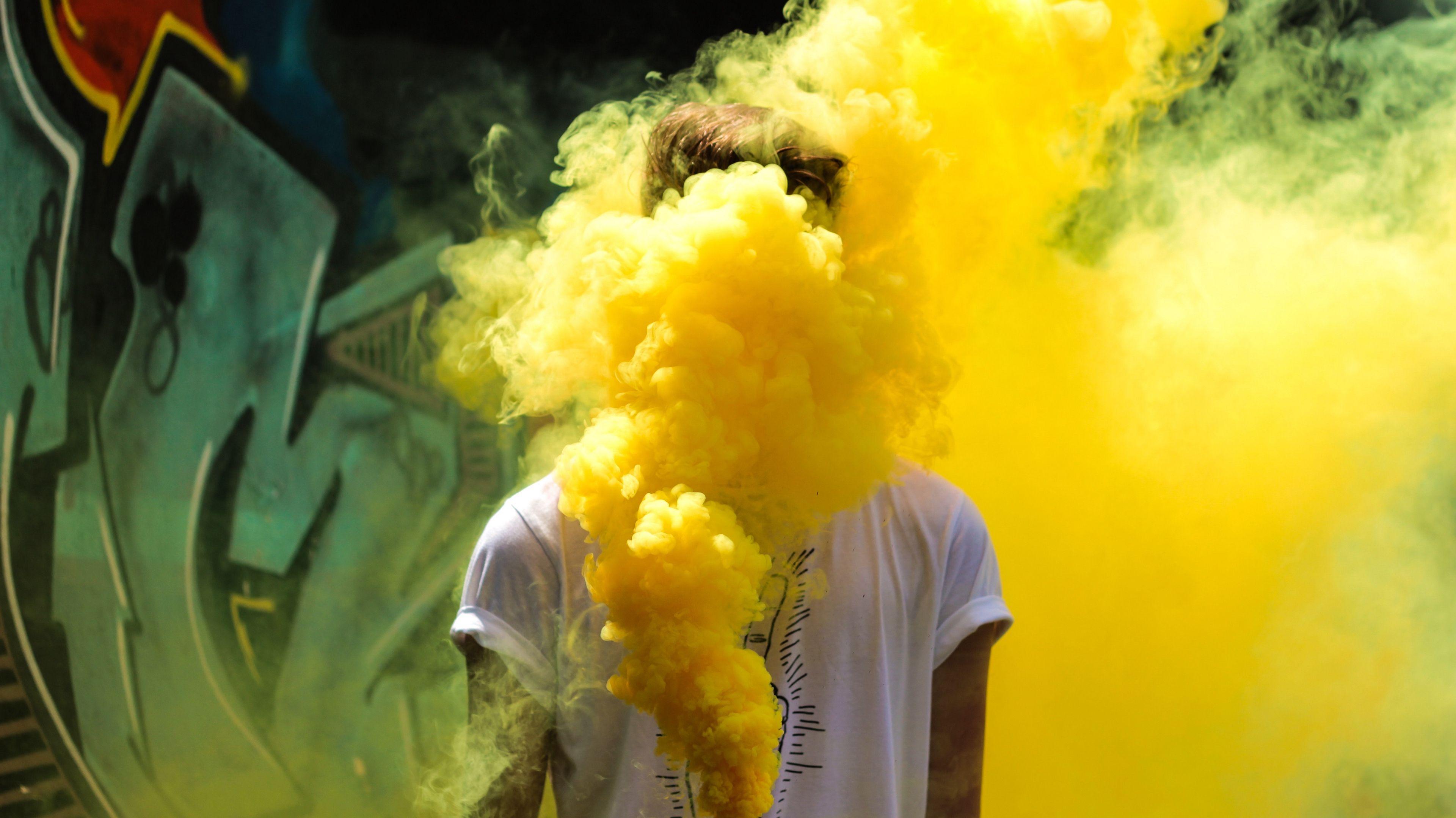 3840x2160 Yellow Smoke Wallpaper