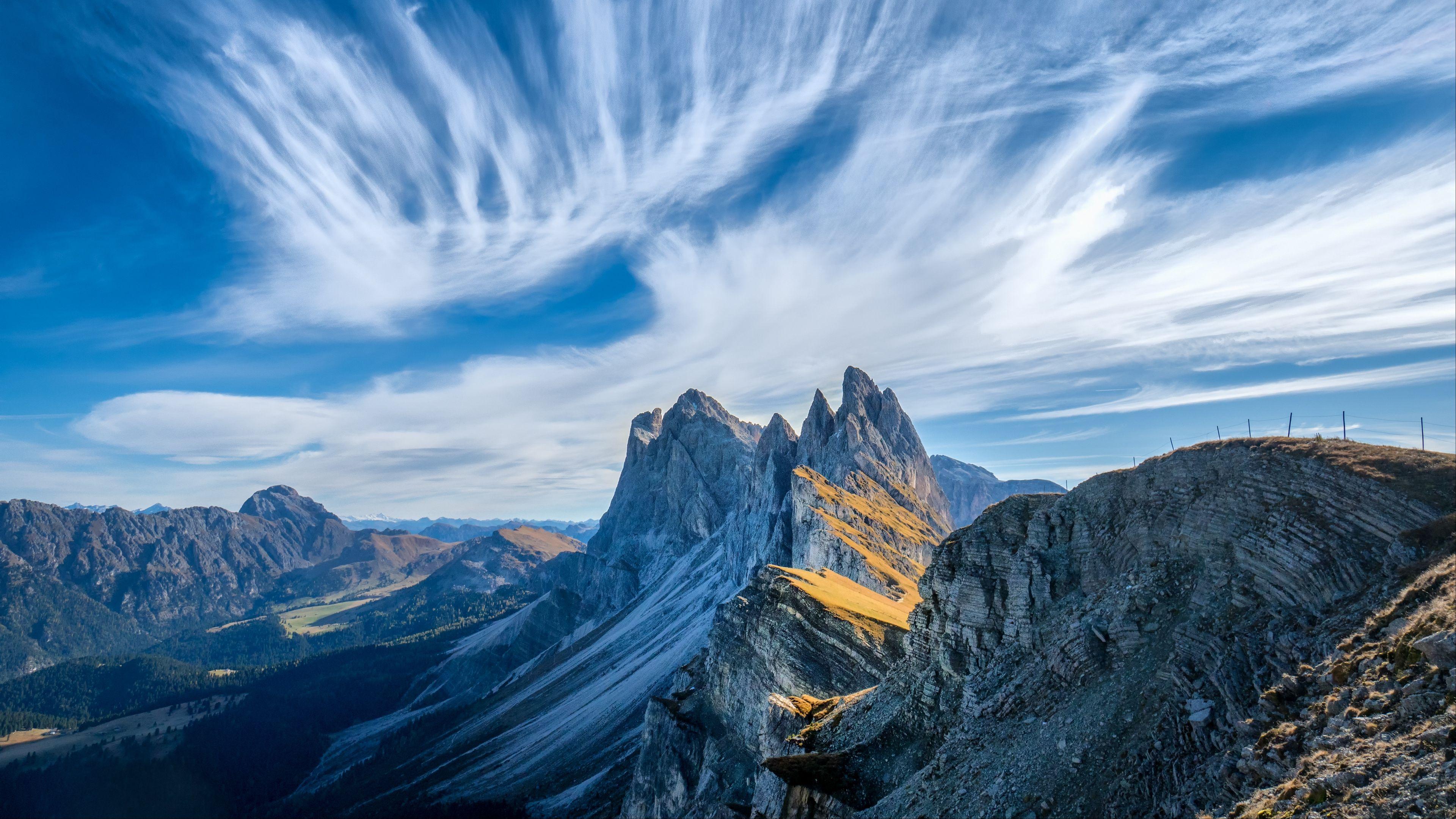 3840x2160 Wallpaper 4k italy, mountains, cliffs, clouds, dolomites 4k cliffs