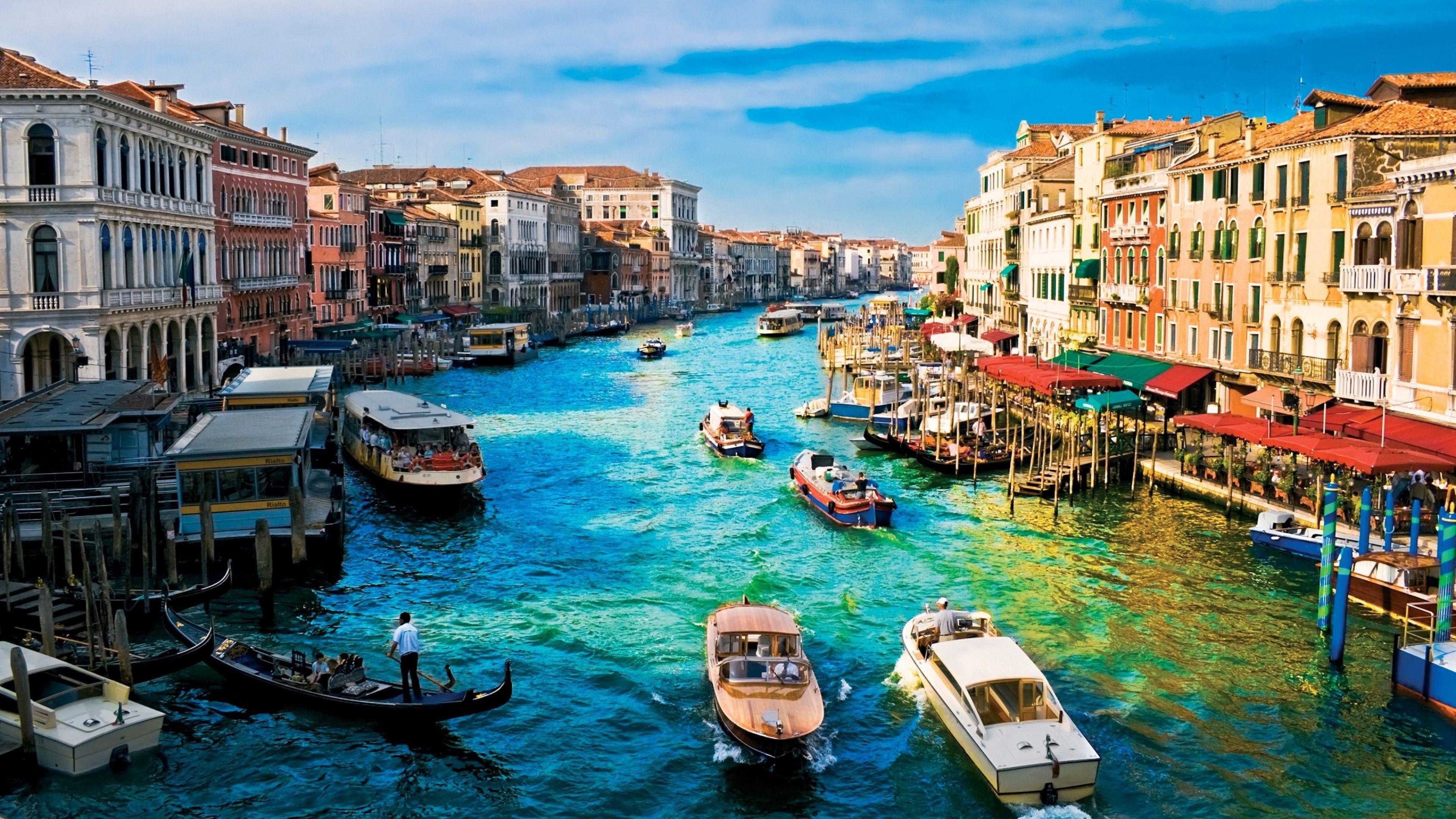 3840x2160 Preview wallpaper italy, venice, river, house, dock 3840x2160