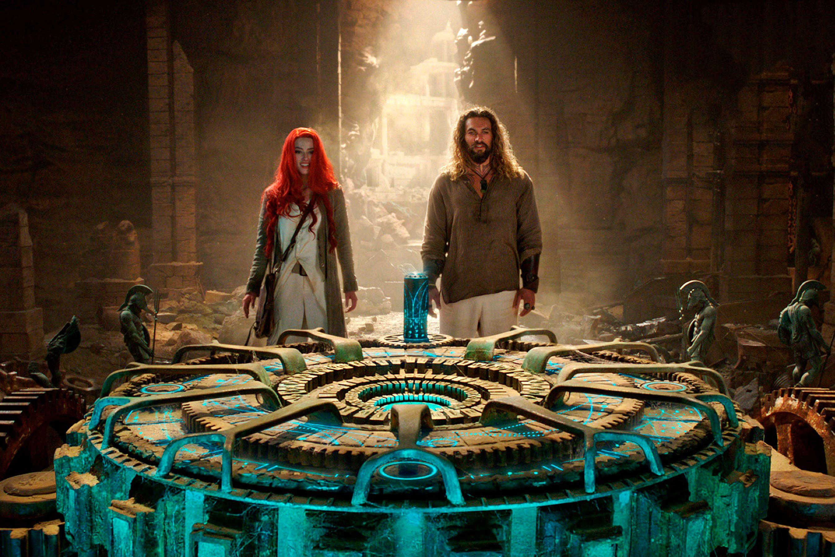 2700x1800 Free download Movie Aquaman And Mera Still 2018 HD Wallpaper