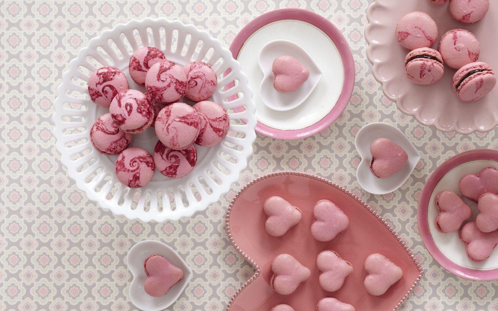 1680x1050 Sweet Dessert Macaron Hearts