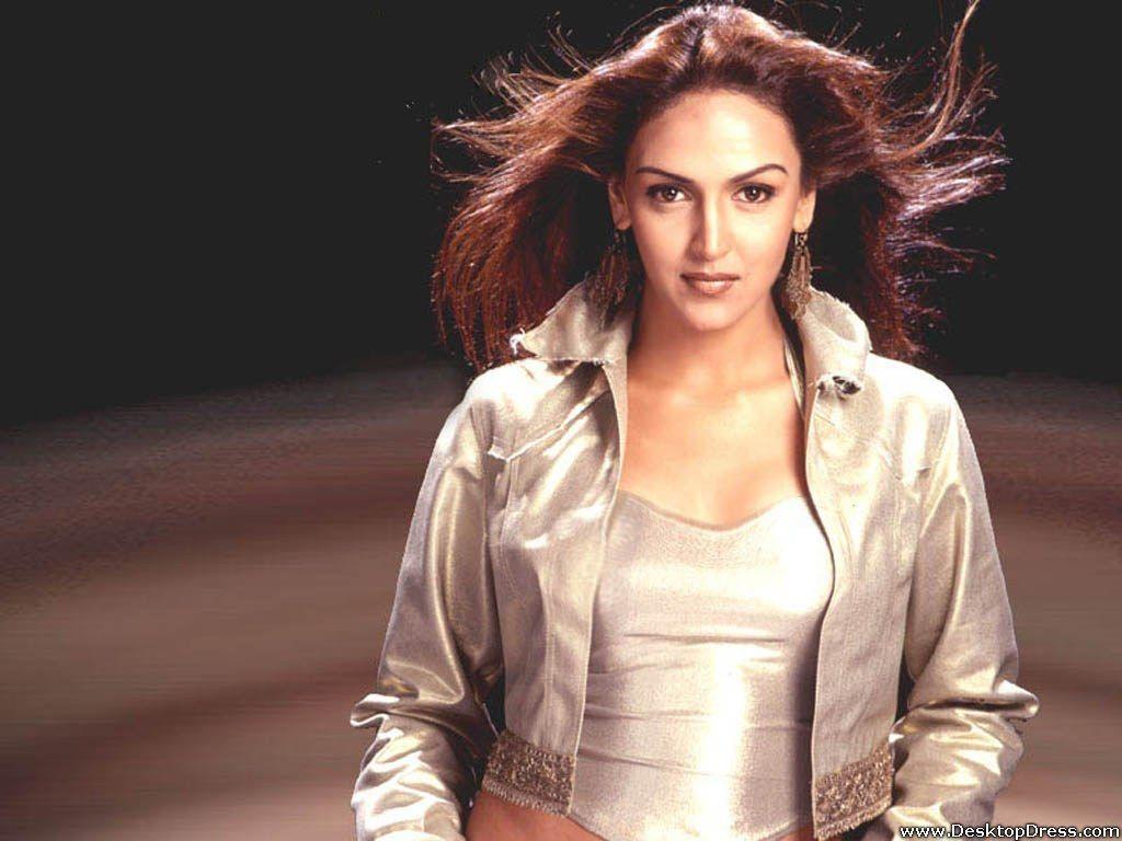 1024x768 Desktop Wallpaper Esha Deol Background Esha Deol