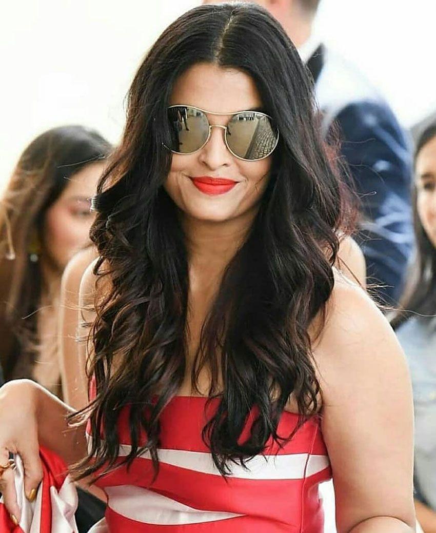 850x1039 Aishwarya Rai Bachchan Photo [HD]: Latest Image, Picture
