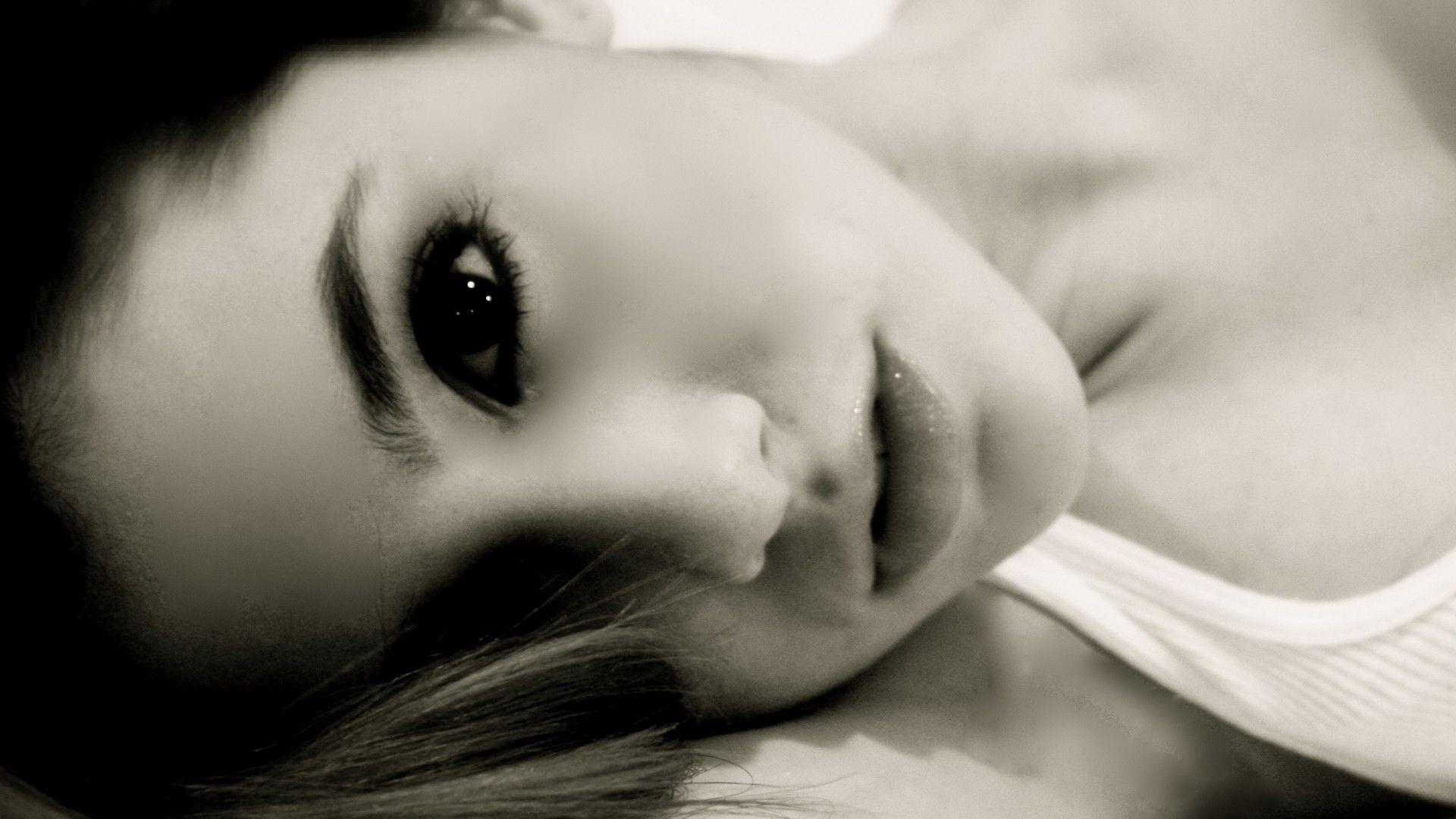 1920x1080 brunettes, Women, Black, And, White, Eyes, Models, Lips