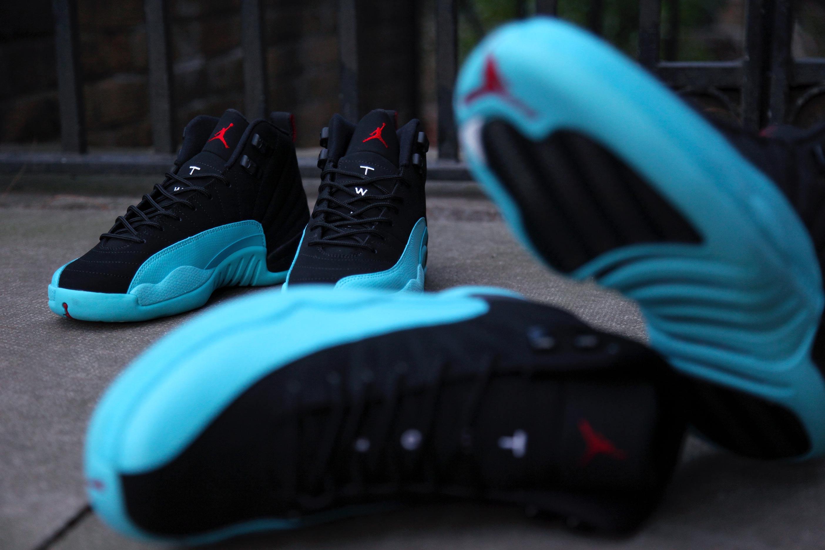 2808x1872 Blue Jordan 12 Wallpaper