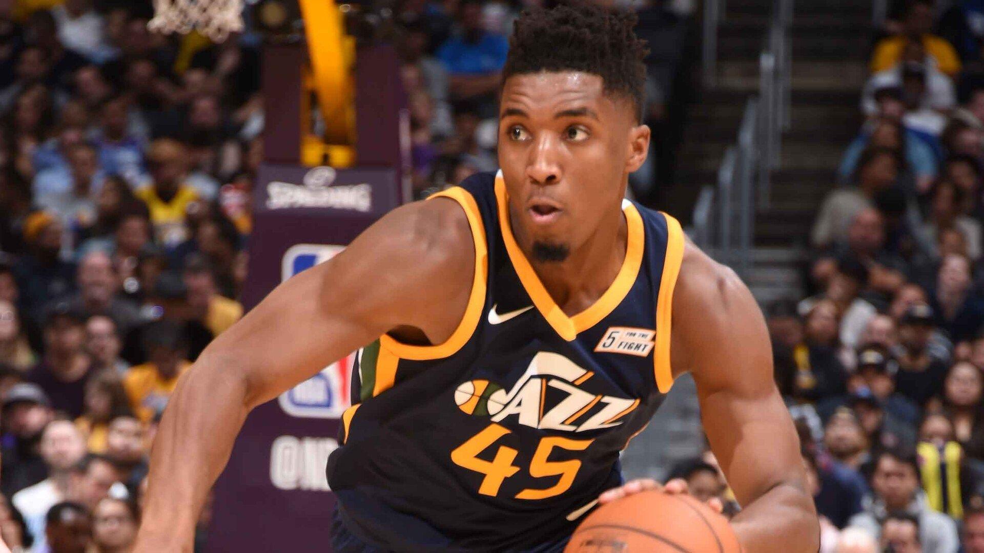 1920x1080 Mitchell Scores 26 Versus Lakers
