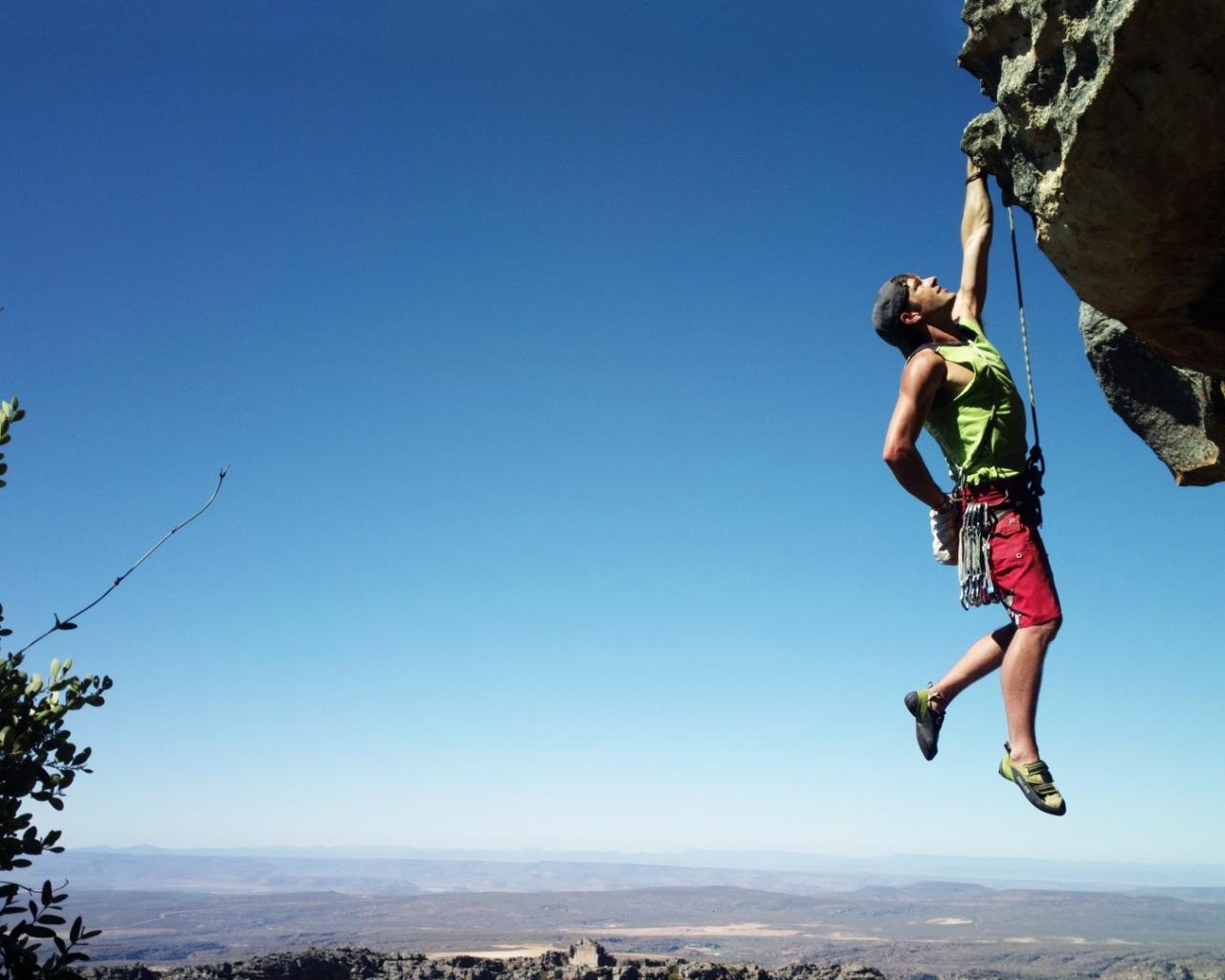 1280x1024 Extreme Rock Climbing Sport HD Desktop Wallpaper Background download