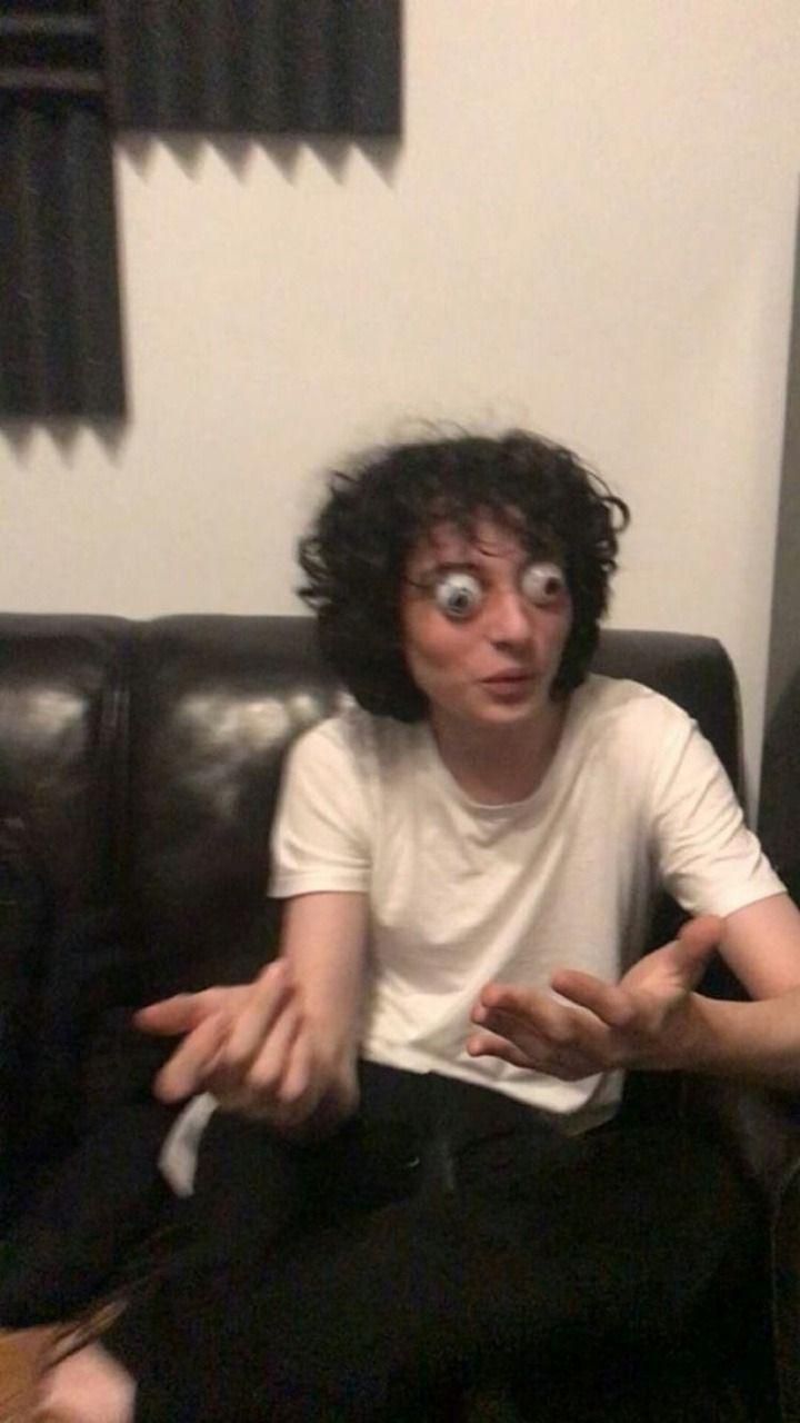 720x1280 Aesthetic Wallpaper Finn Wolfhard .sadistria.